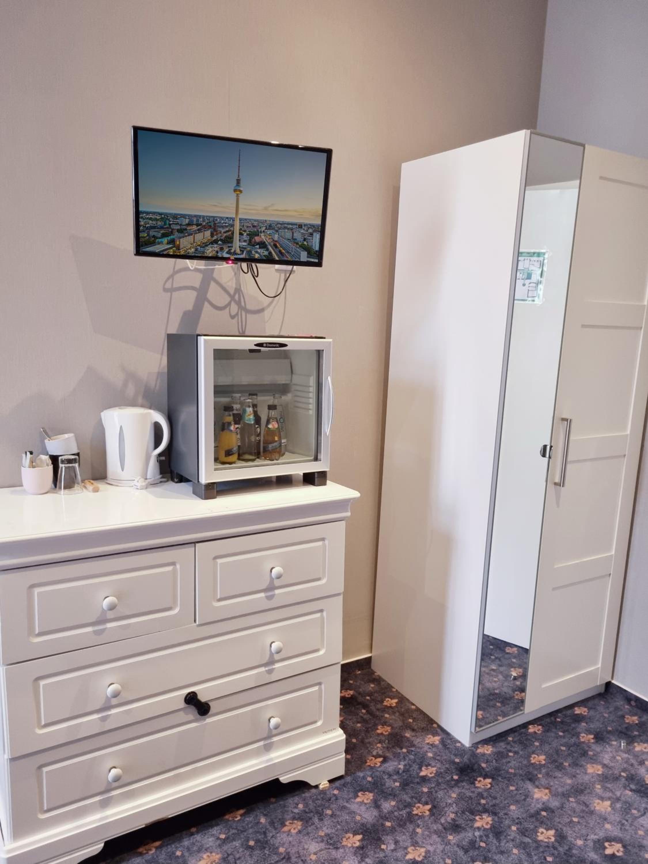 Deluxe Single Room photo 3