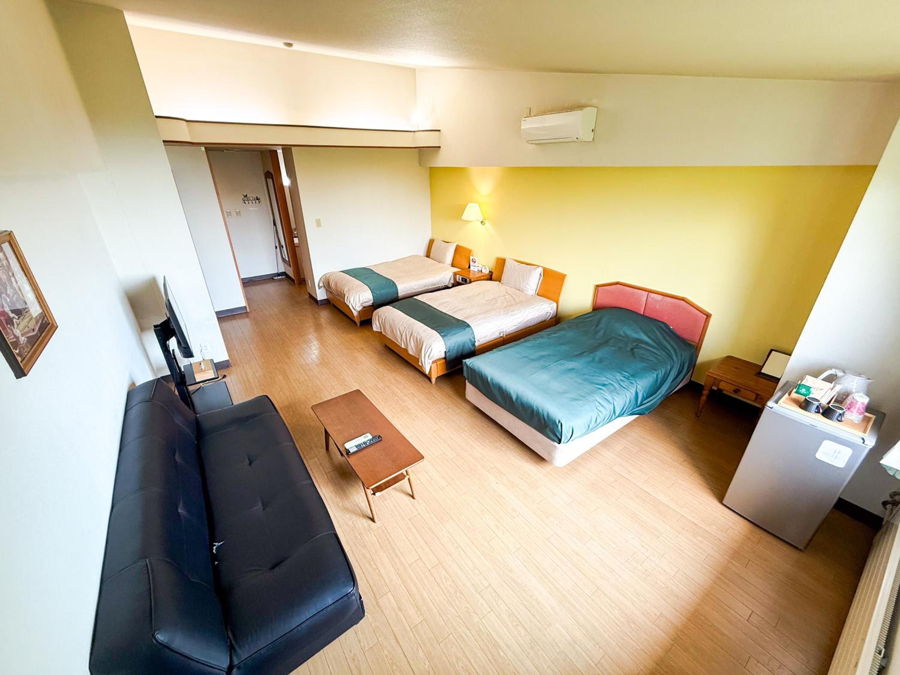 Triple Room with Garden View