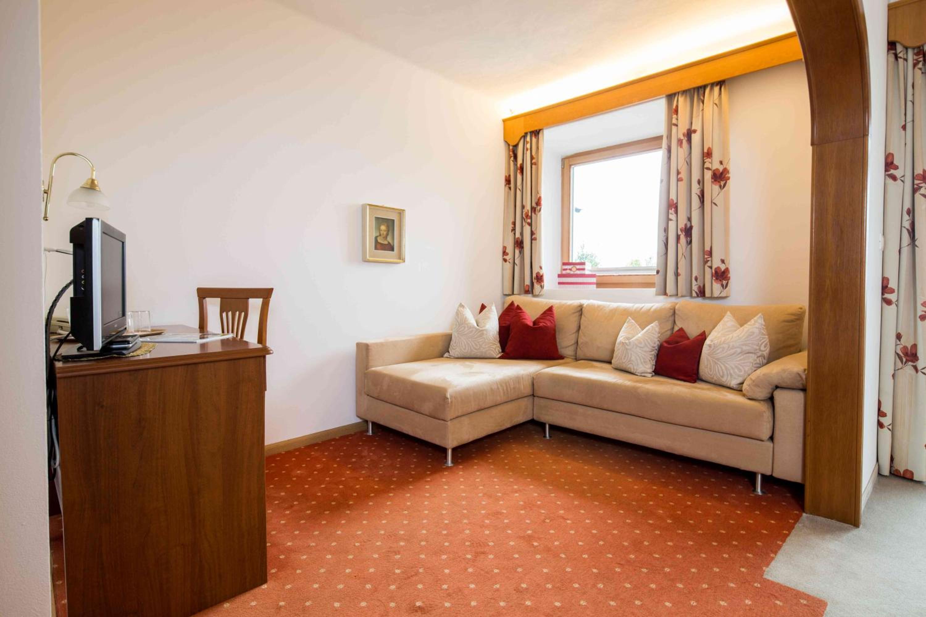 Superior Double or Twin Room with Panoramic View photo 3
