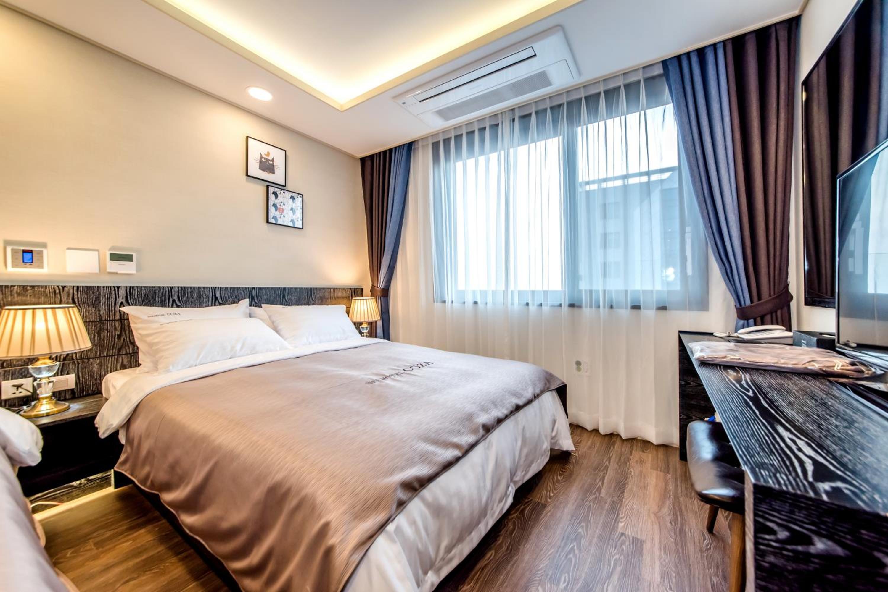 Double Room with Sea View photo 2