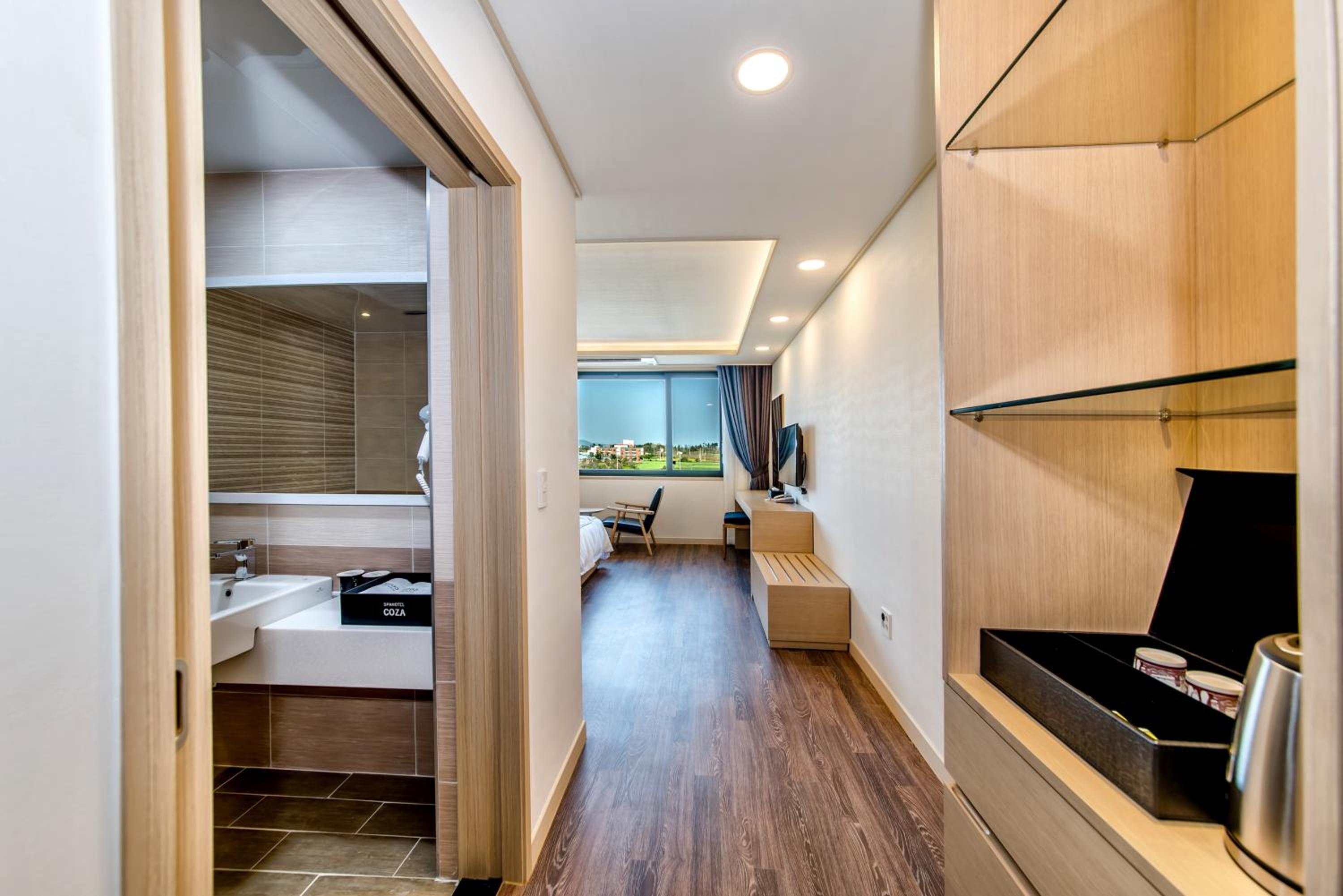 Double Room with Sea View photo 3