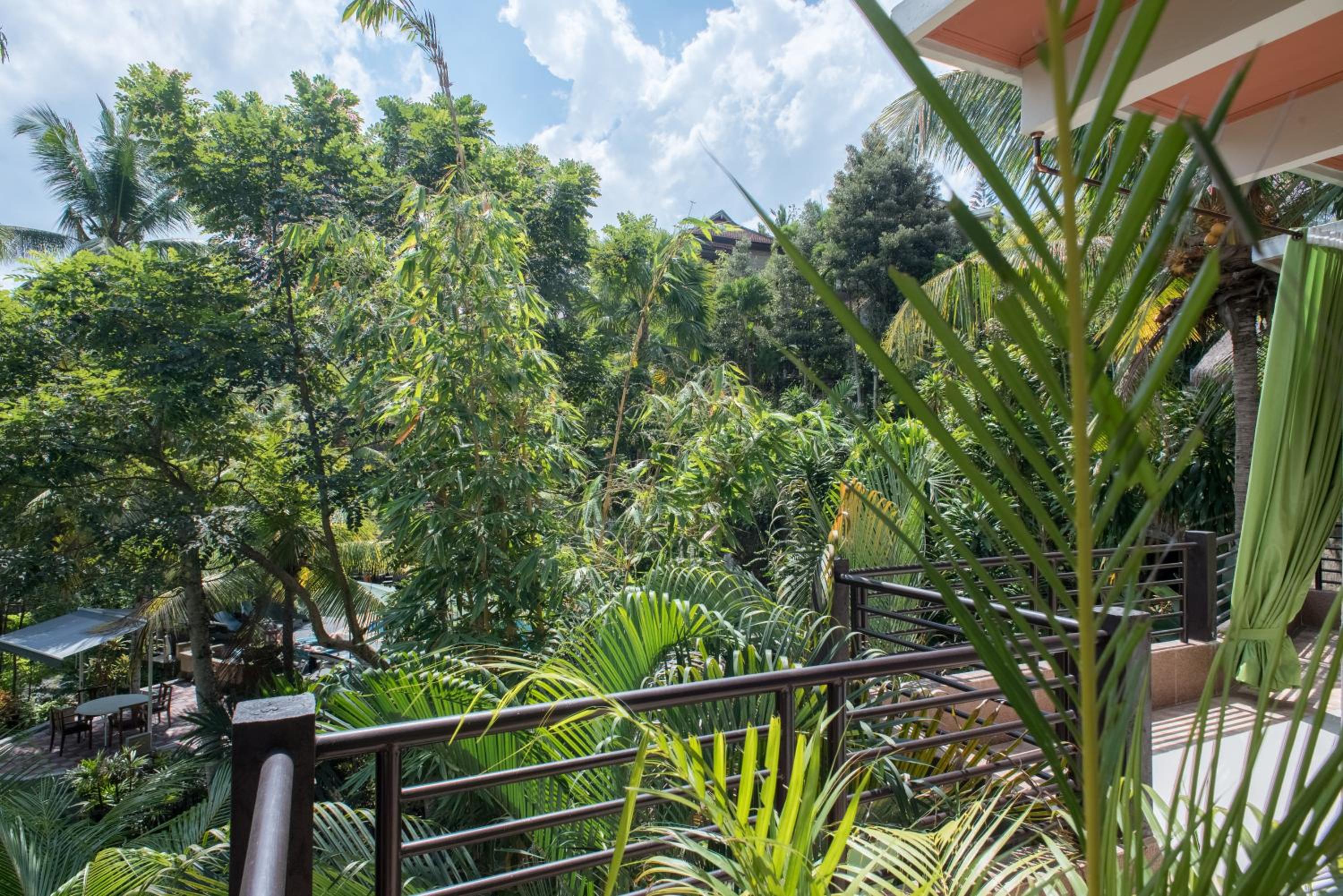 Suite with River View - Photo 7