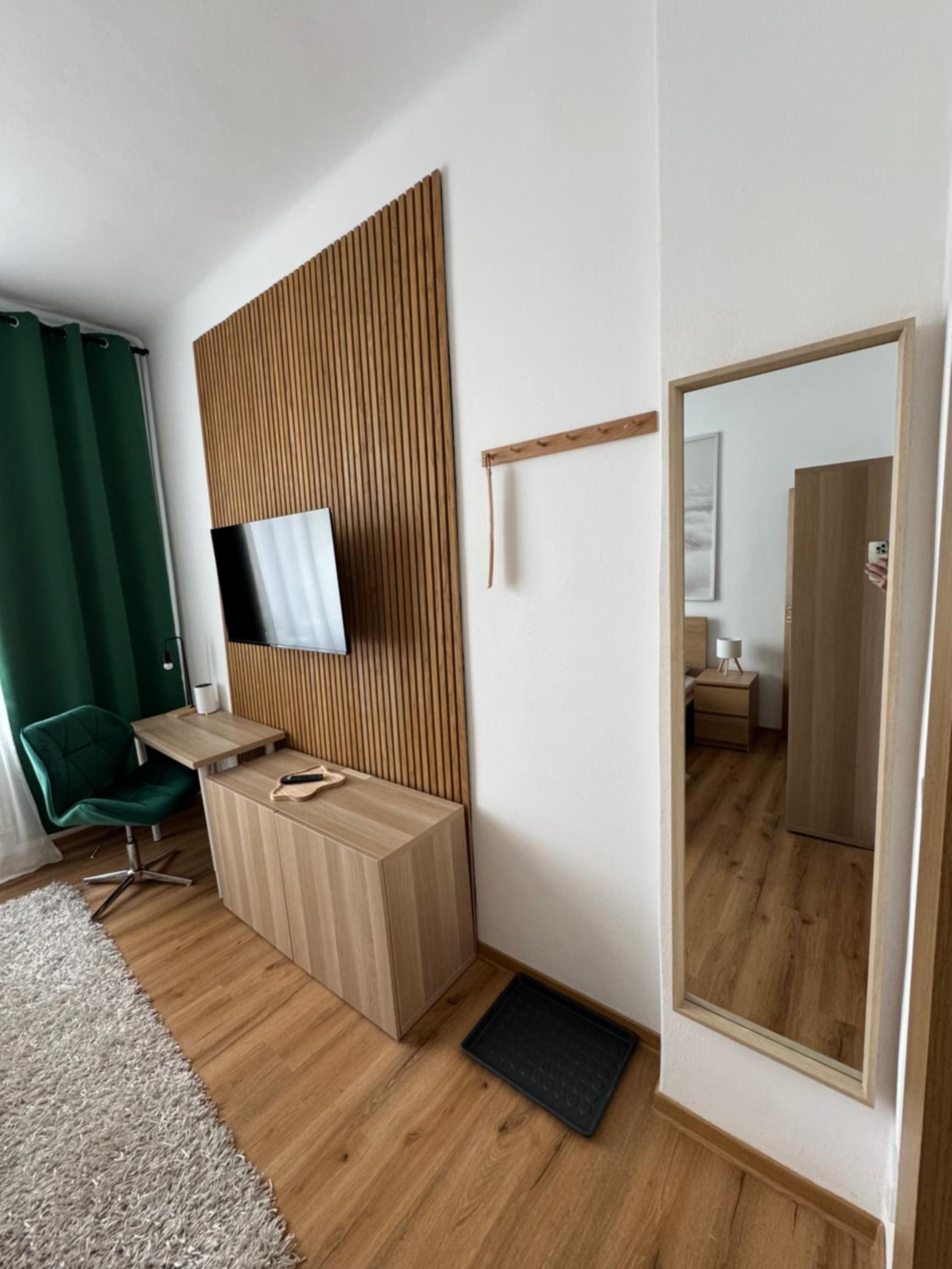 Deluxe Double Room with Shower photo 2