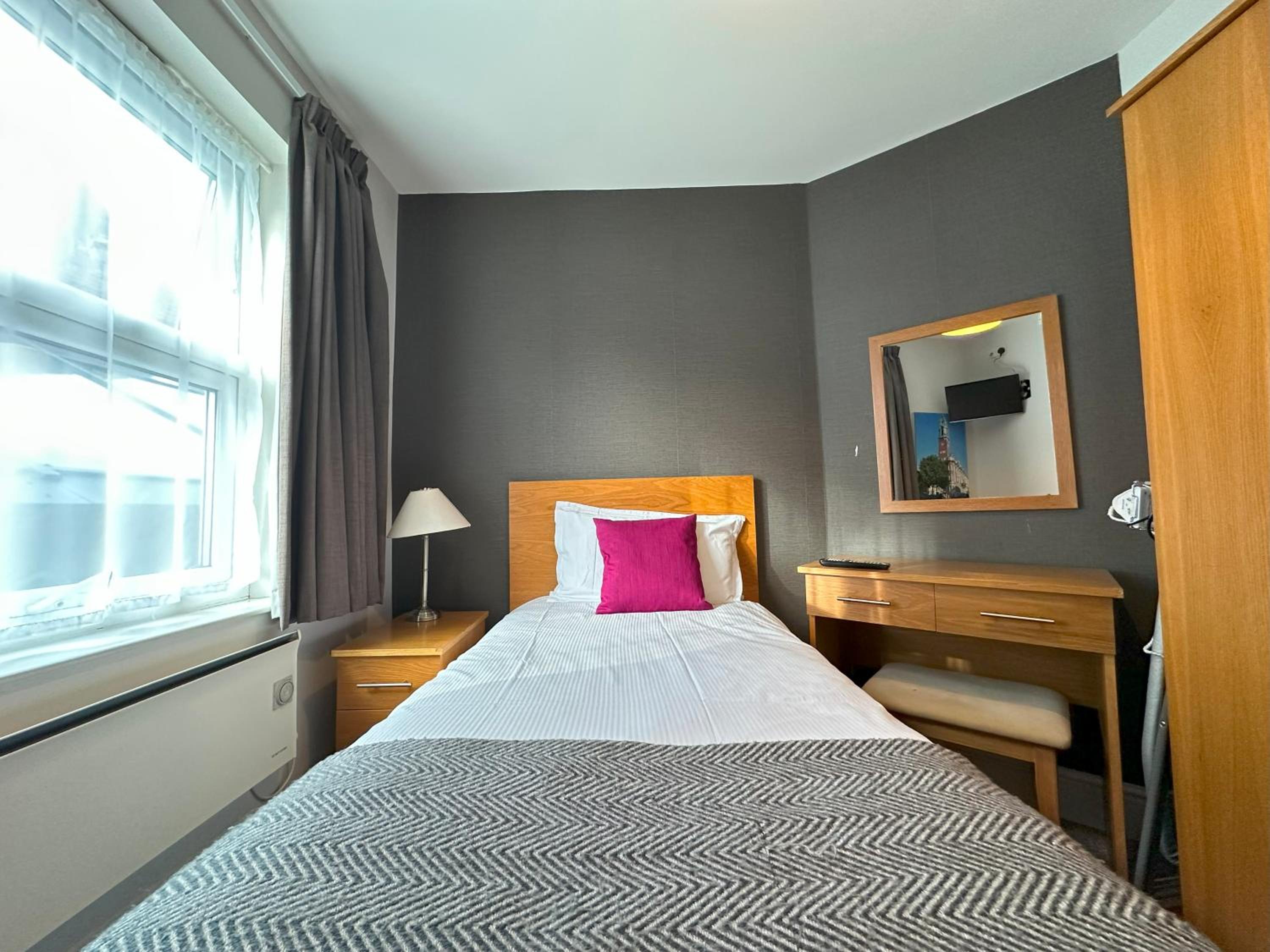 Standard Single Room photo 1