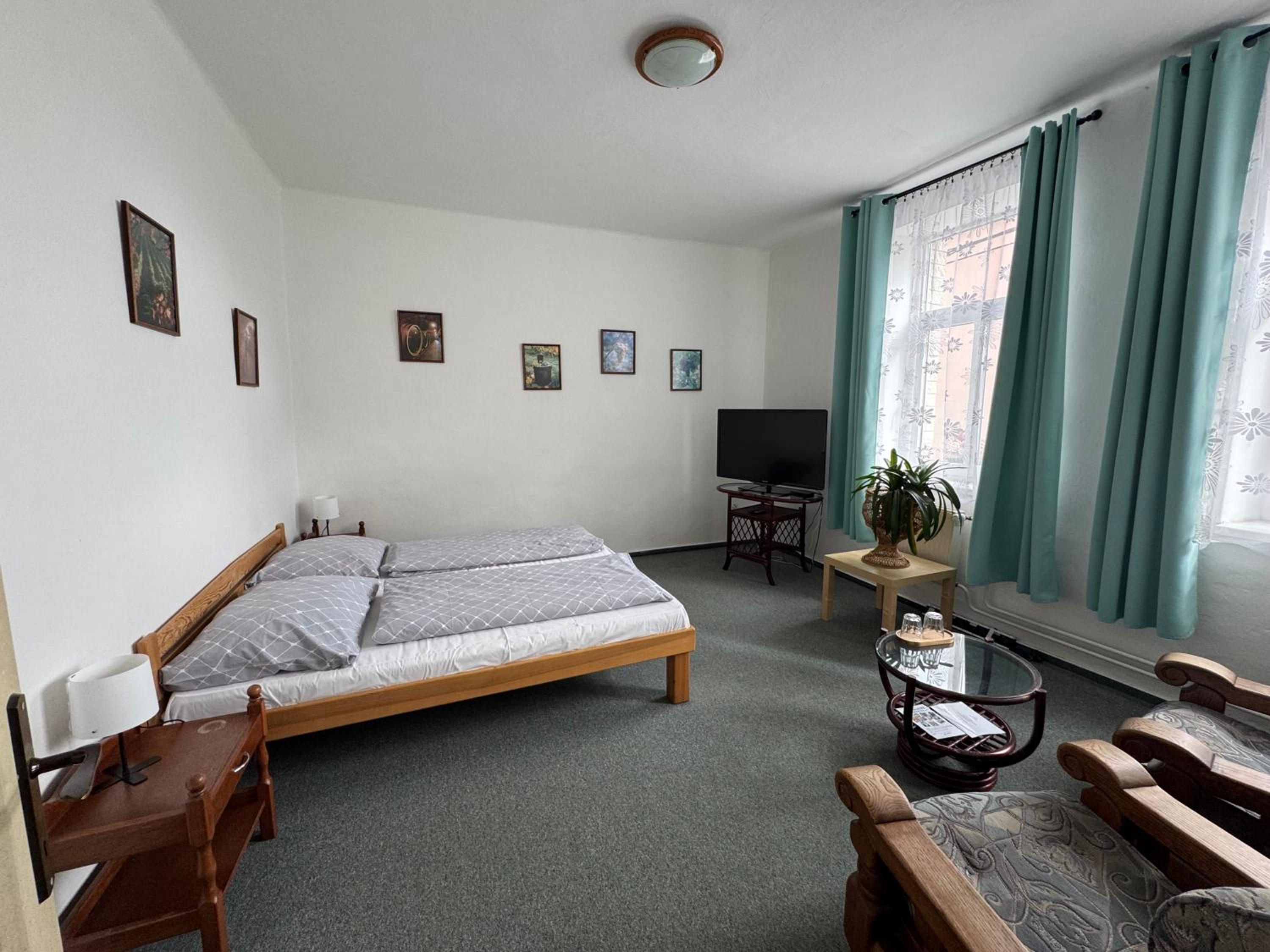 One-Bedroom Suite photo 1