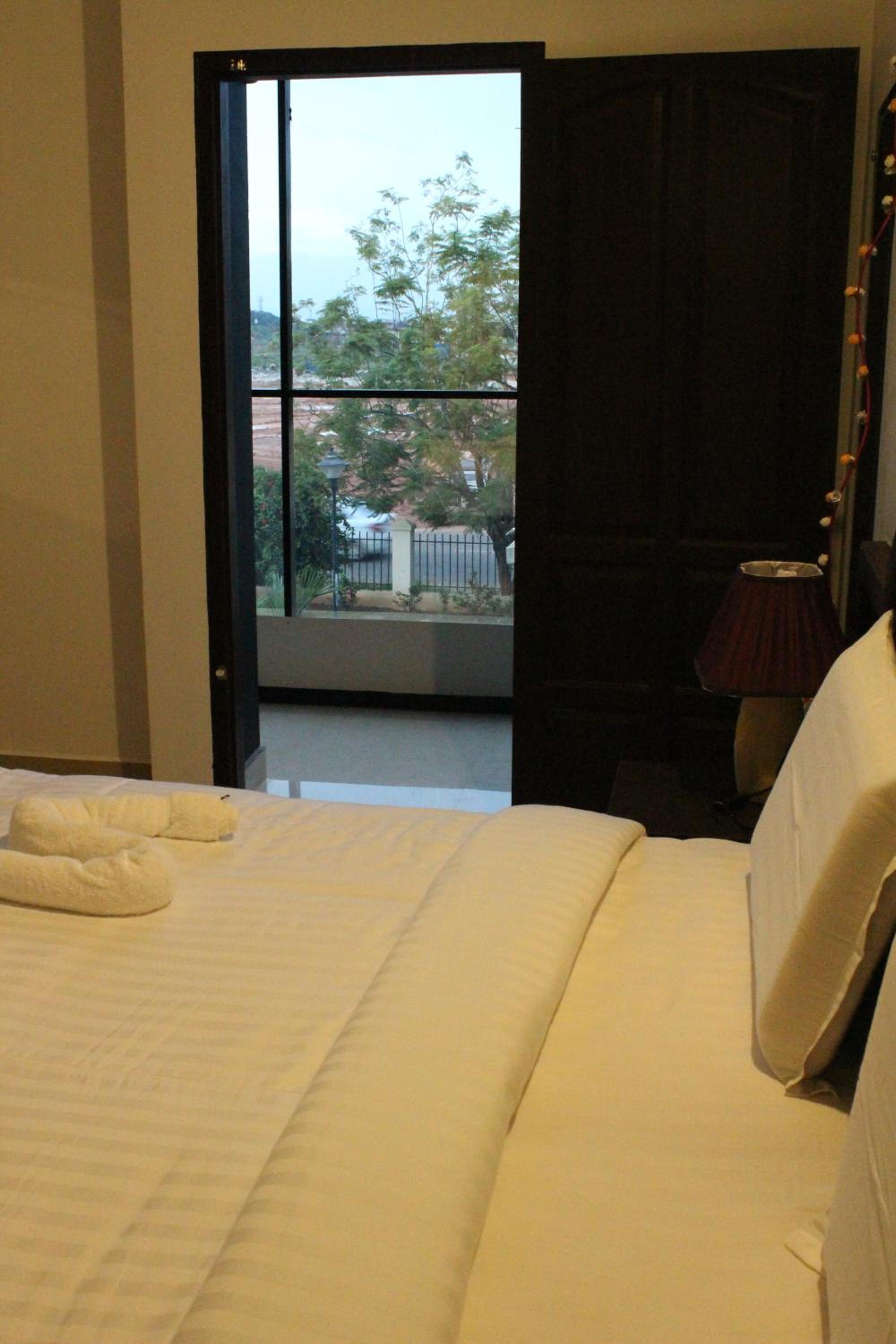 Double Room with Balcony photo 3