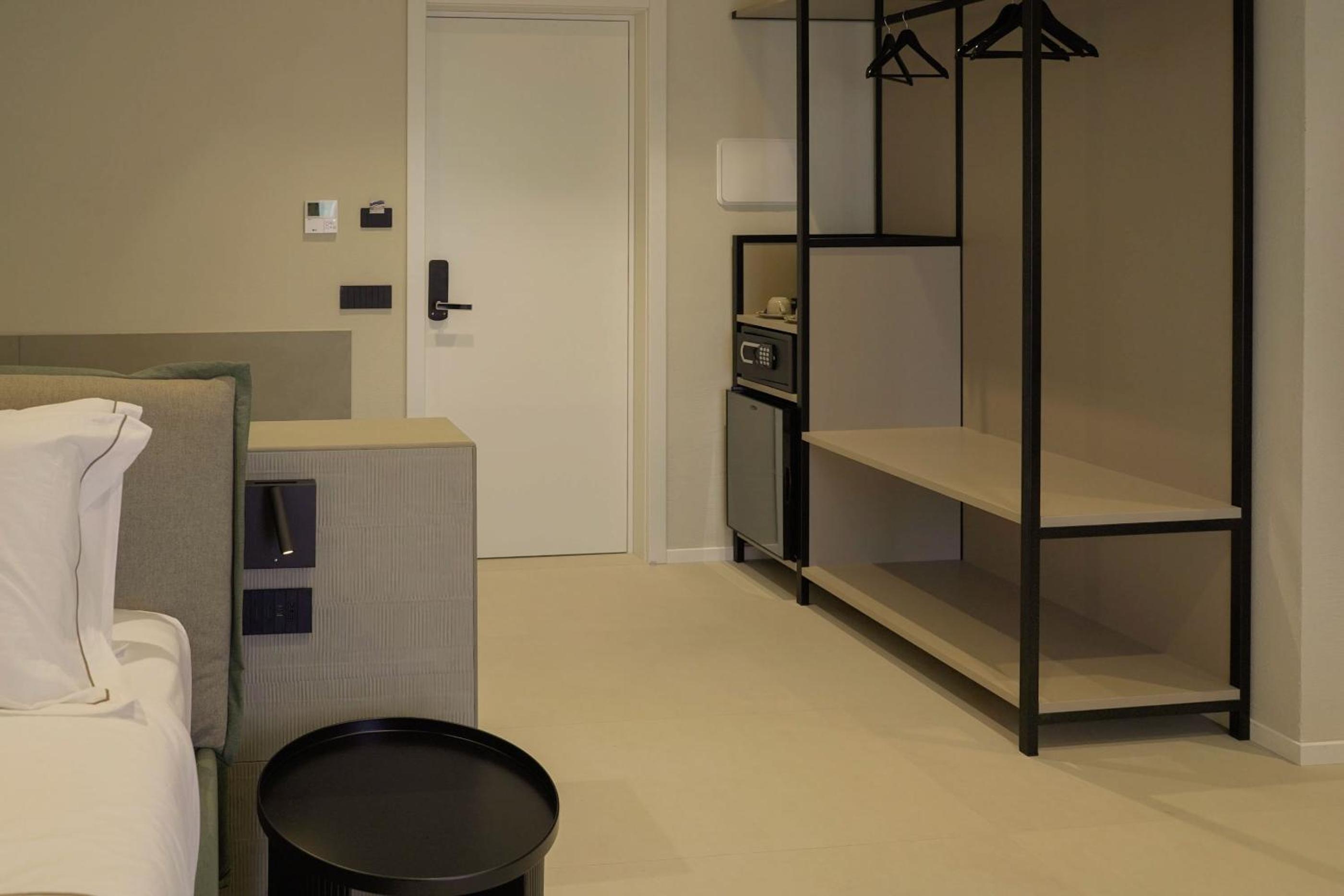 Superior King Suite