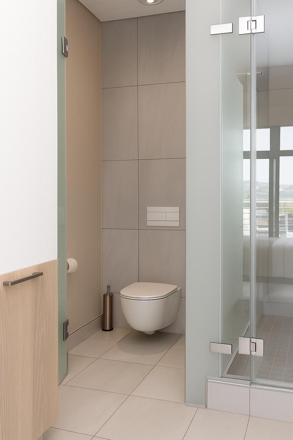 One-Bedroom Apartment with Balcony photo 2