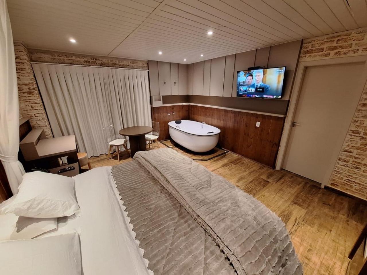King Room with Garden View