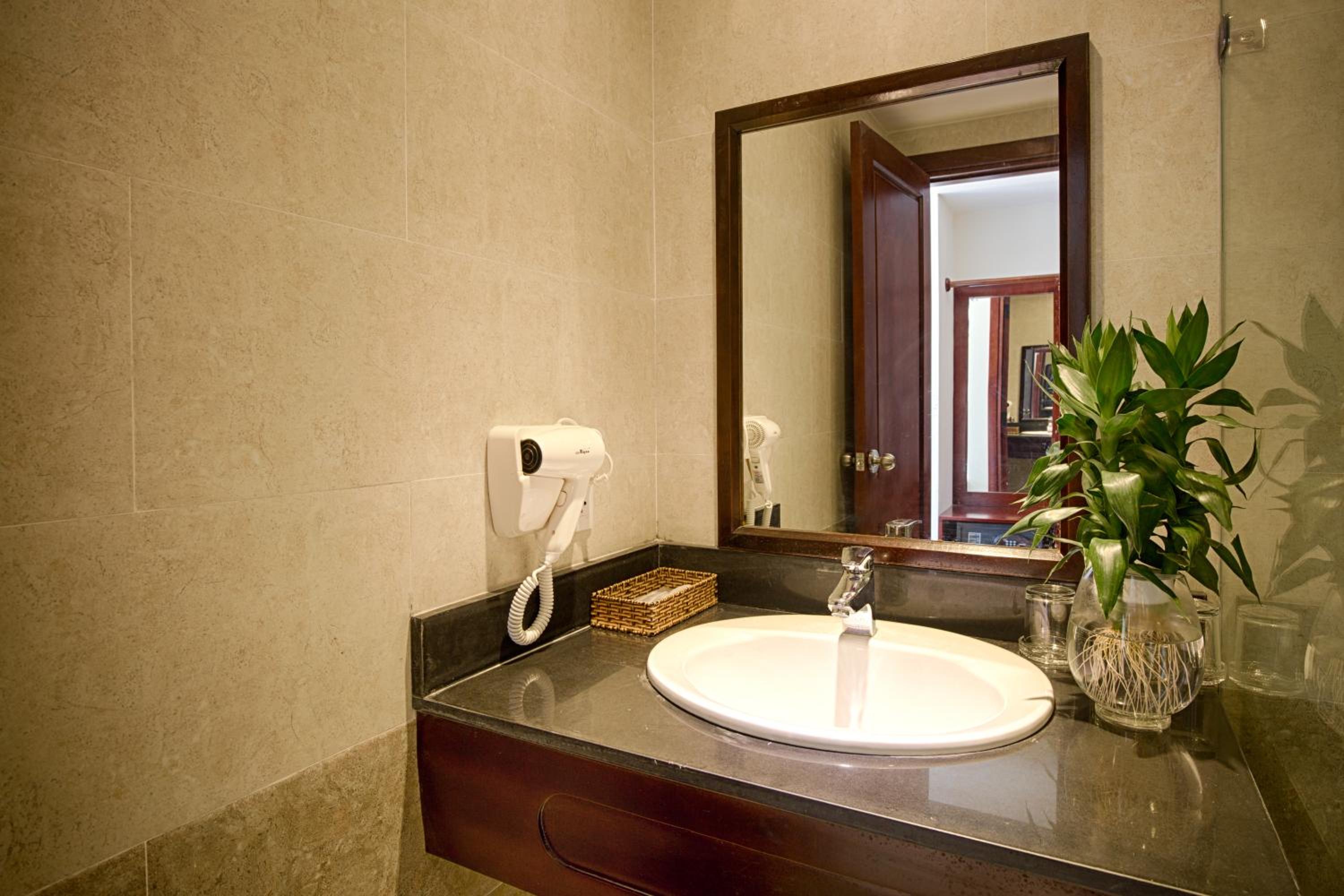 Superior Twin Room photo 3