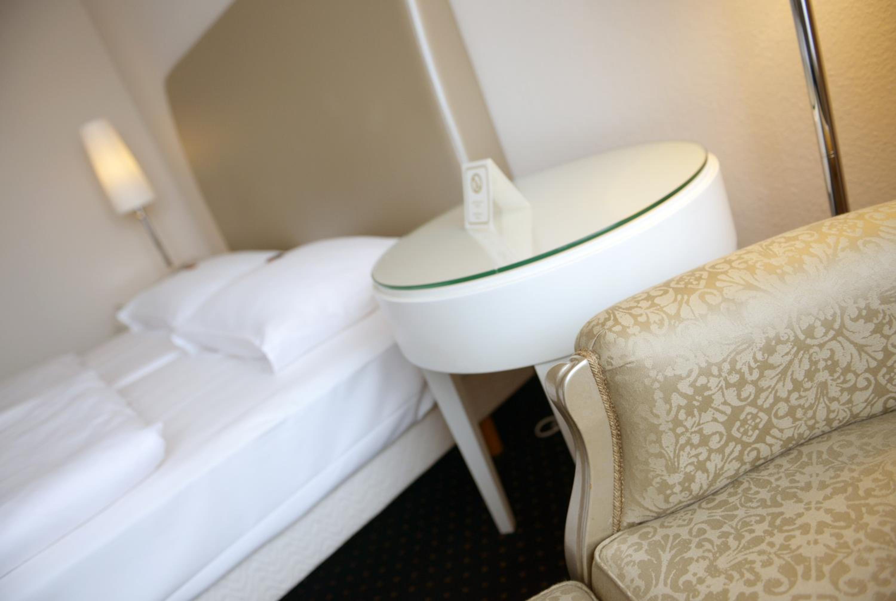 Double Room - Photo 7