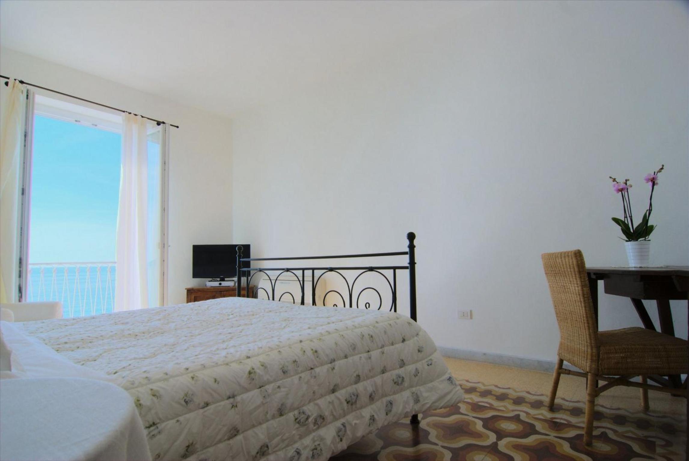 Suite with Sea View