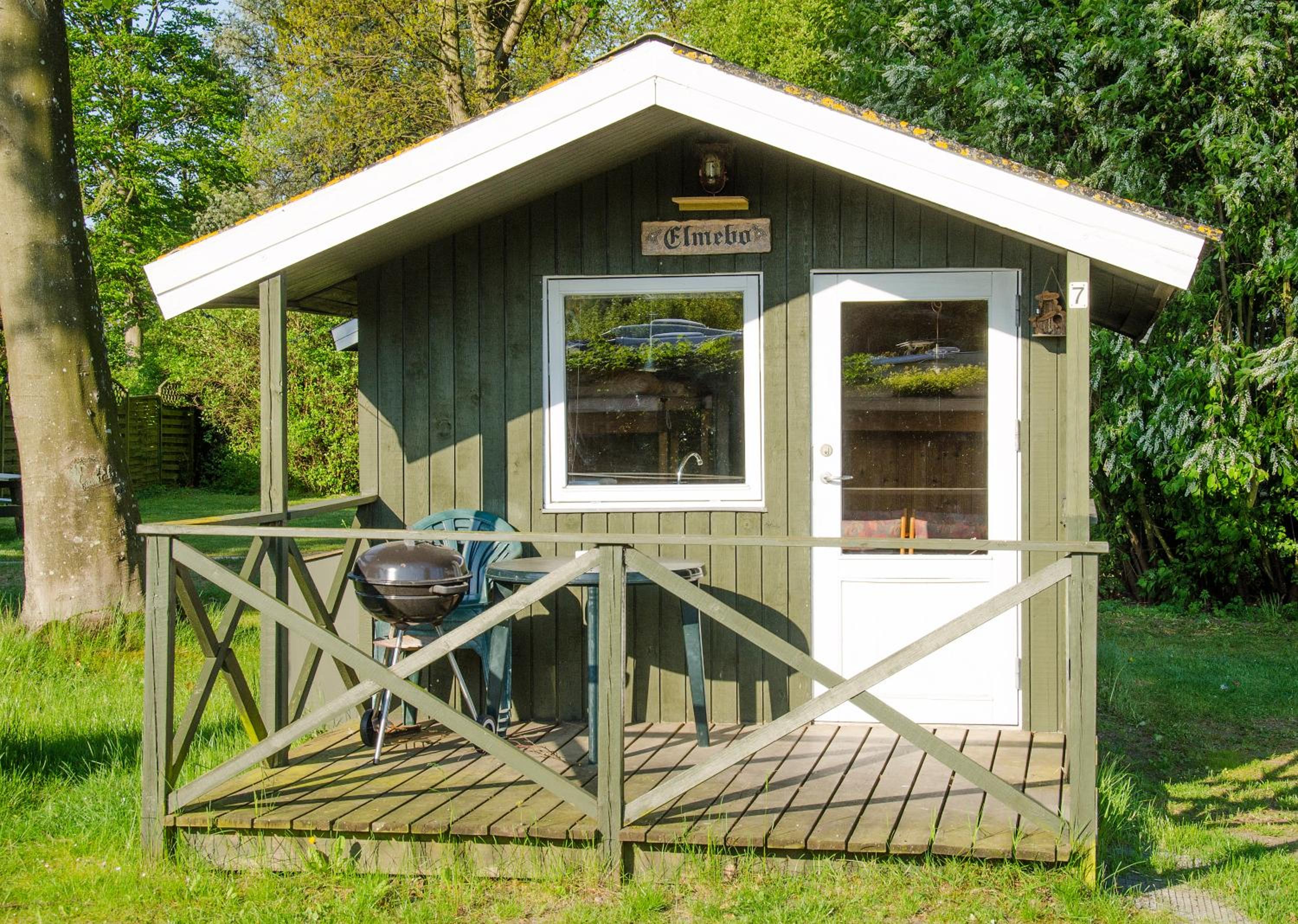 Economy Cottage with Shared Bathroom photo 3