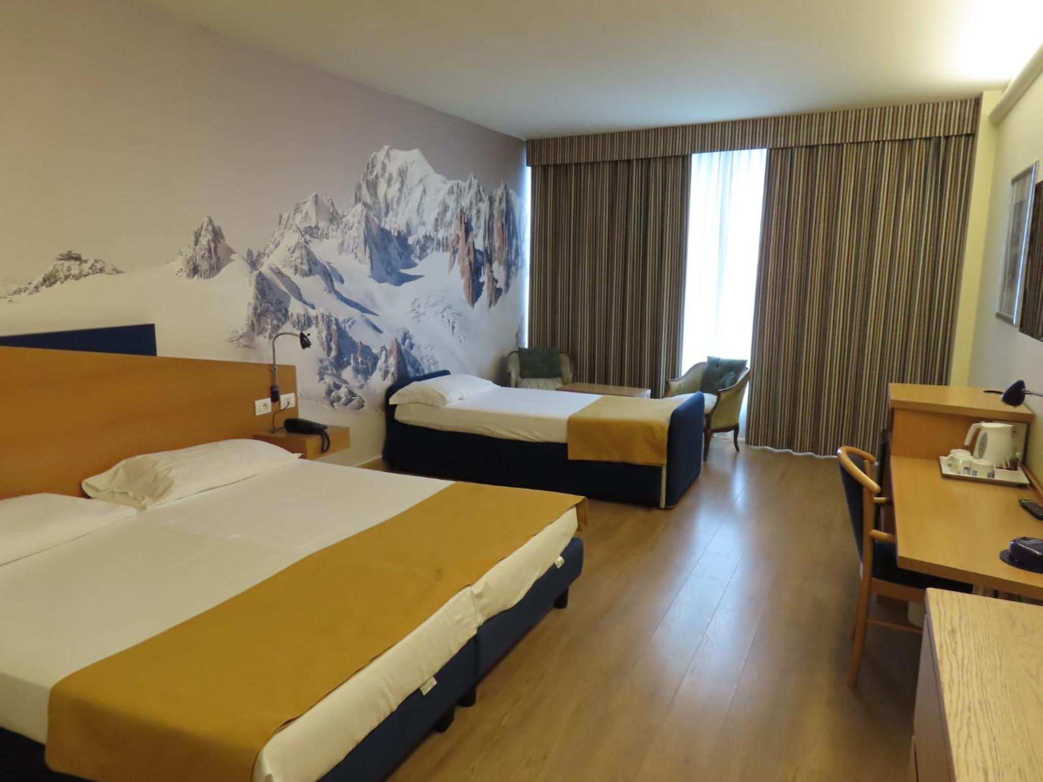 Deluxe Triple Room