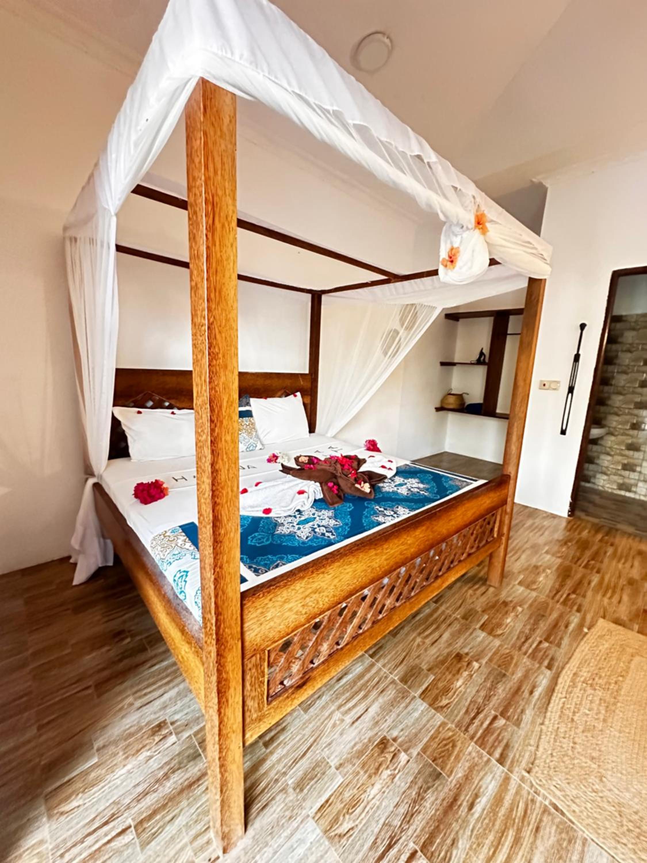 King Room with Pool View
