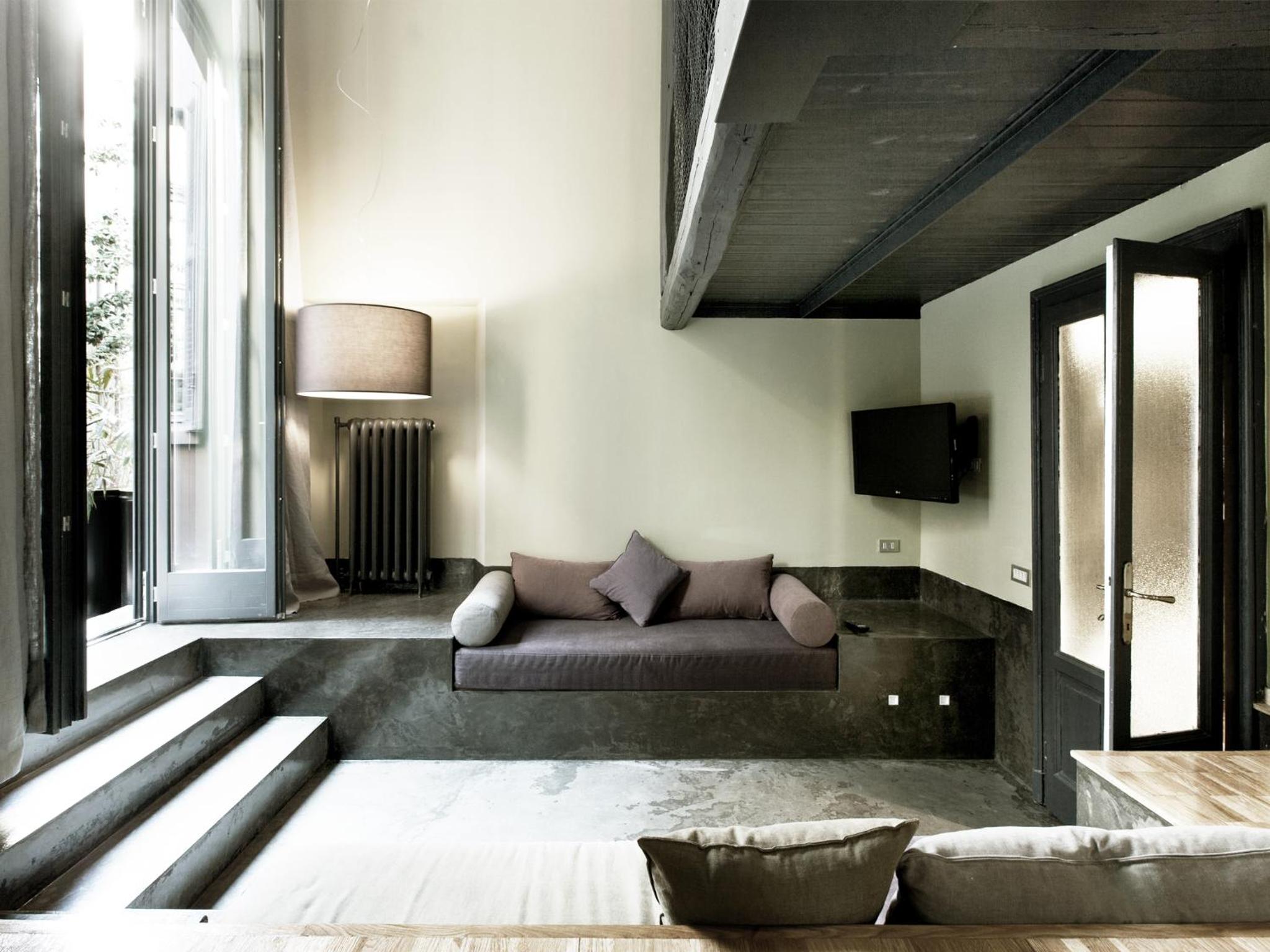  One-Bedroom Apartment with Private Garden