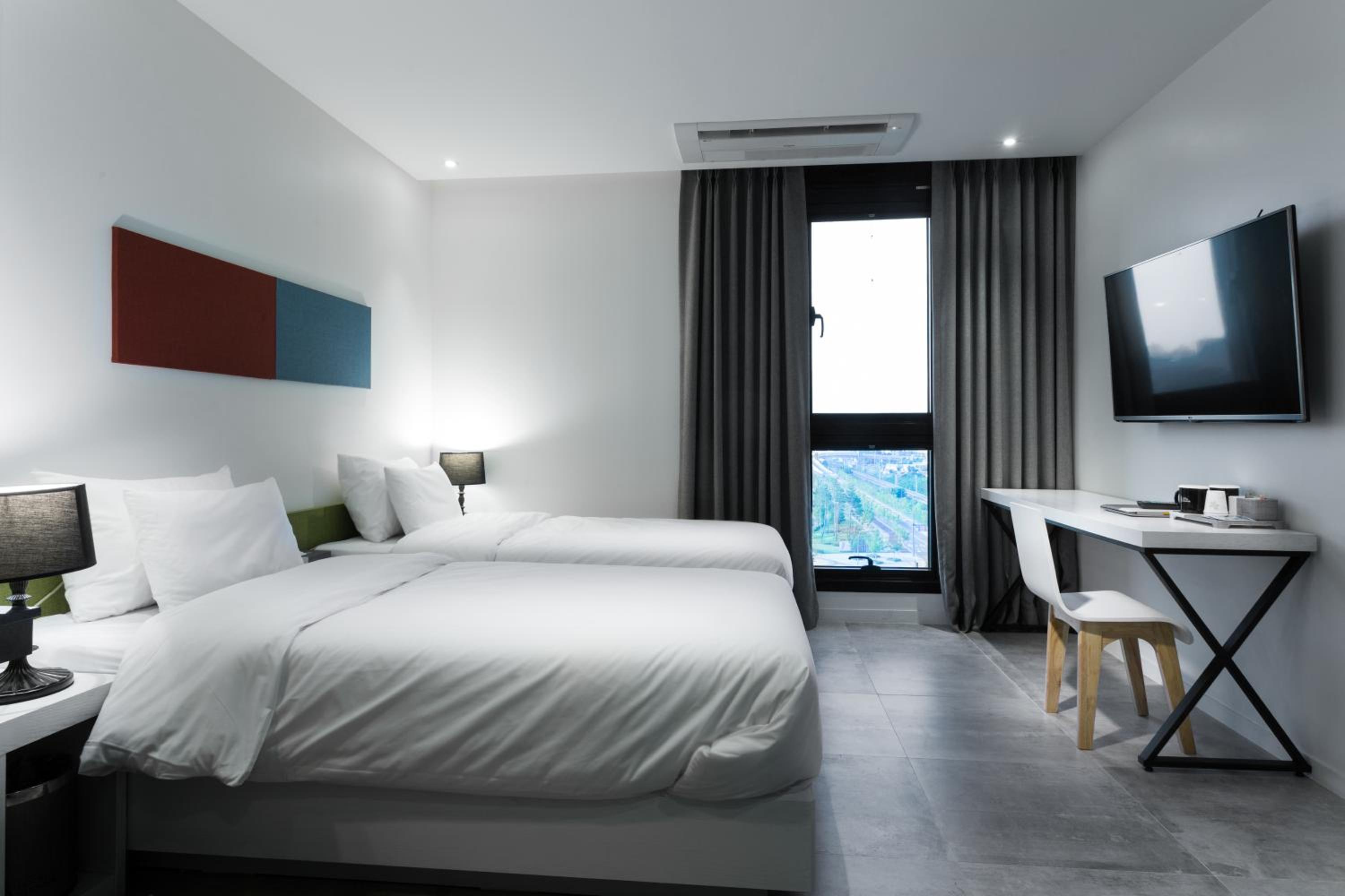 Business Twin Room photo 1