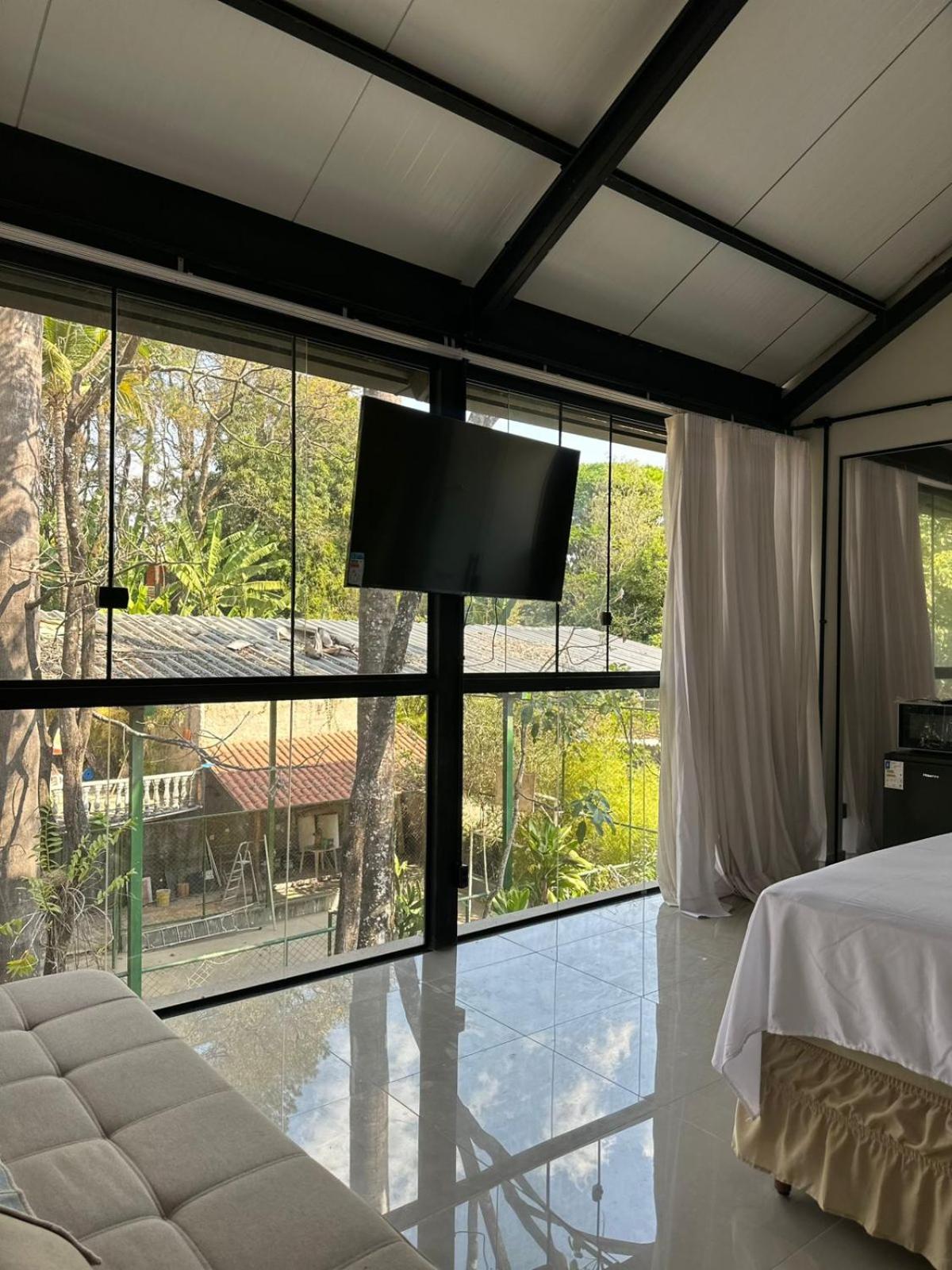 Studio with Spa Bath