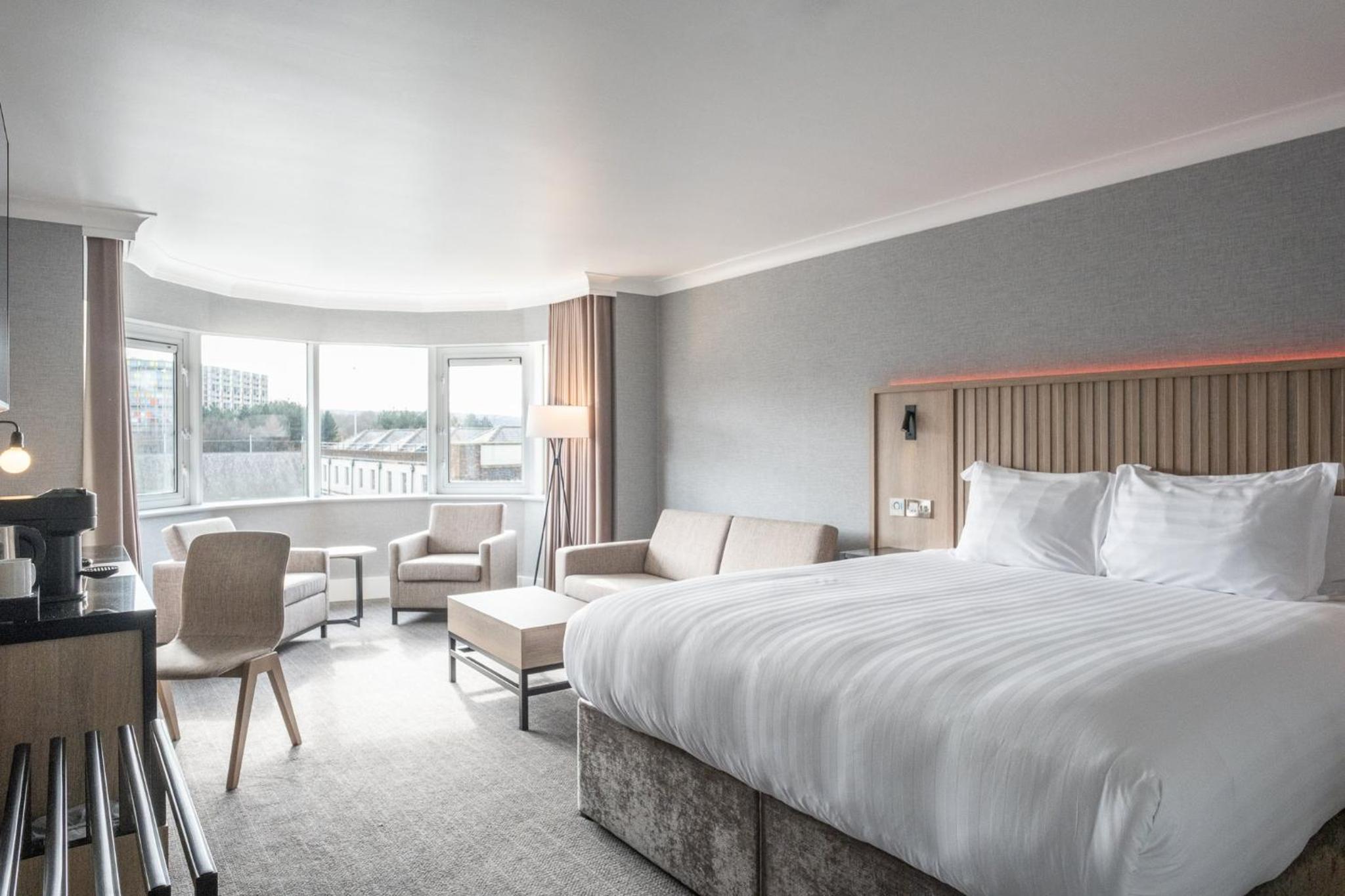 Executive Suite, 1 Super King Bed, Sofa Bed, Kitchenette