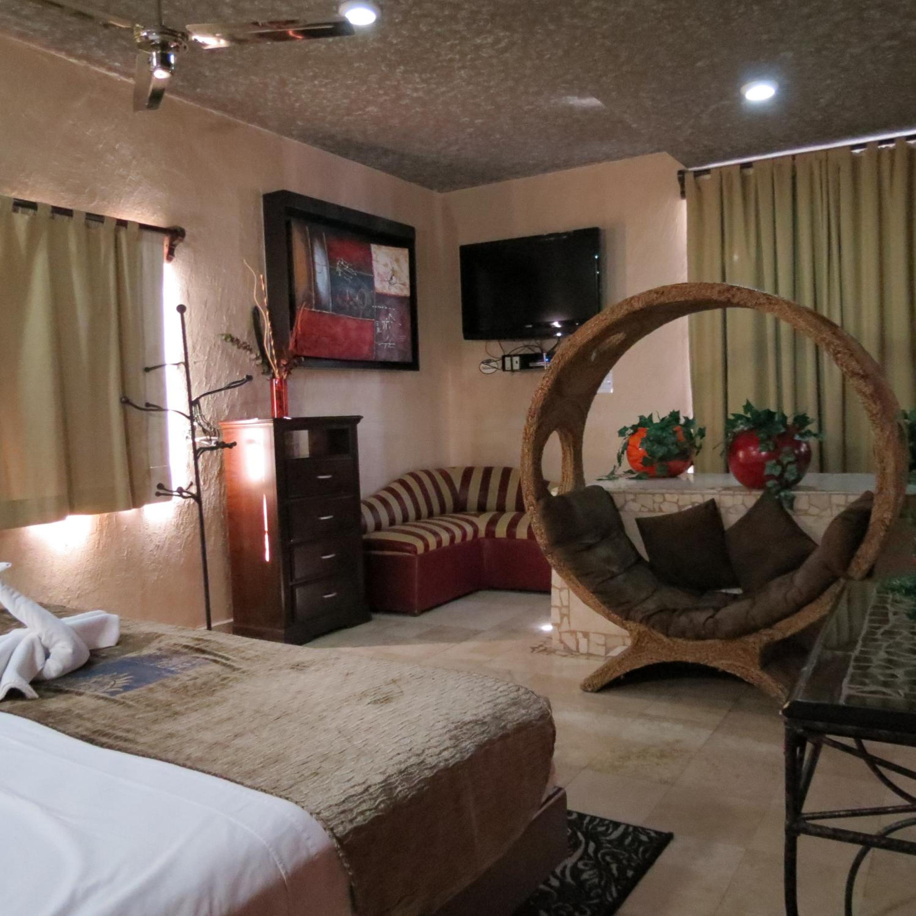 Queen Room with Spa Bath photo 3