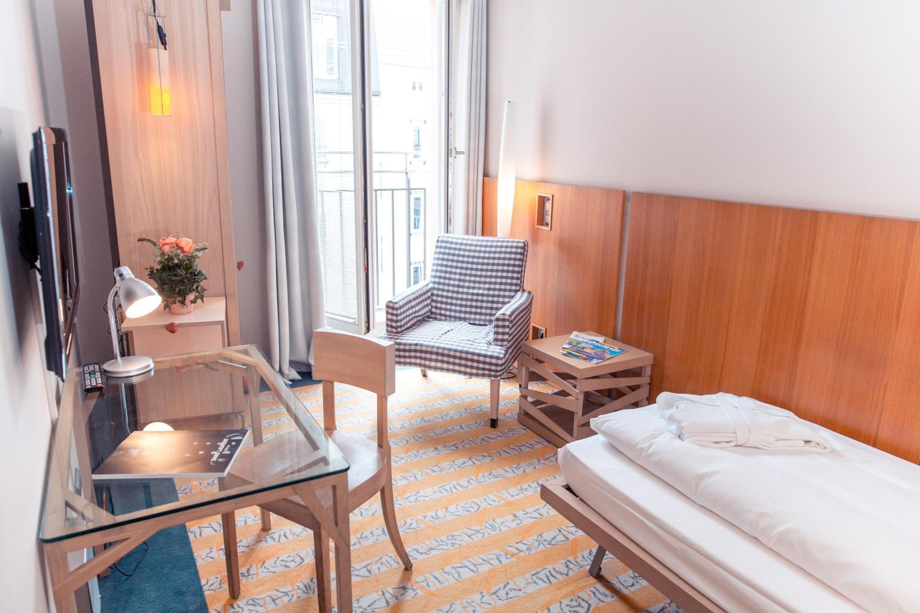 Standard Single Room photo 3