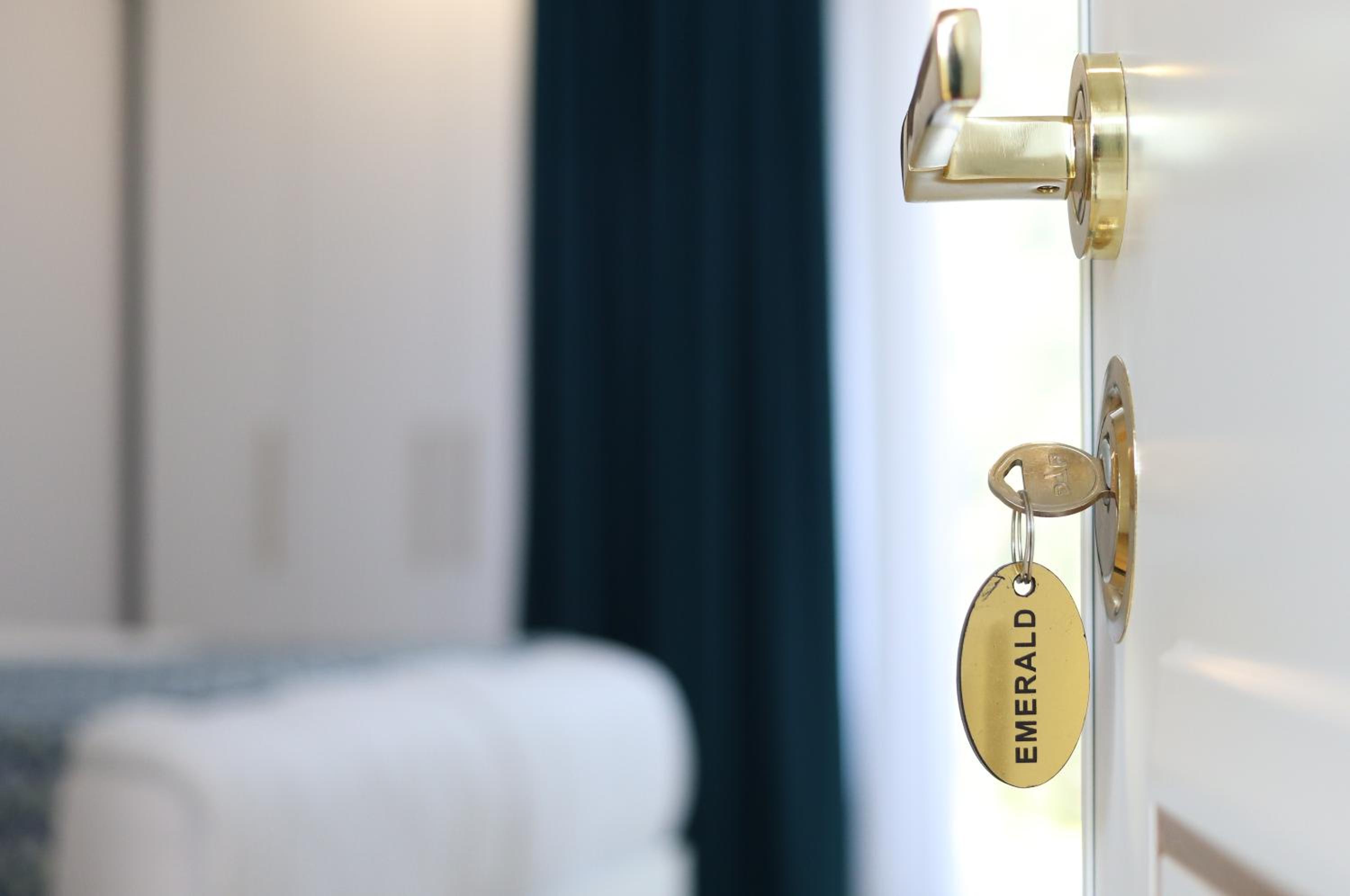 Deluxe Double or Twin Room with Balcony