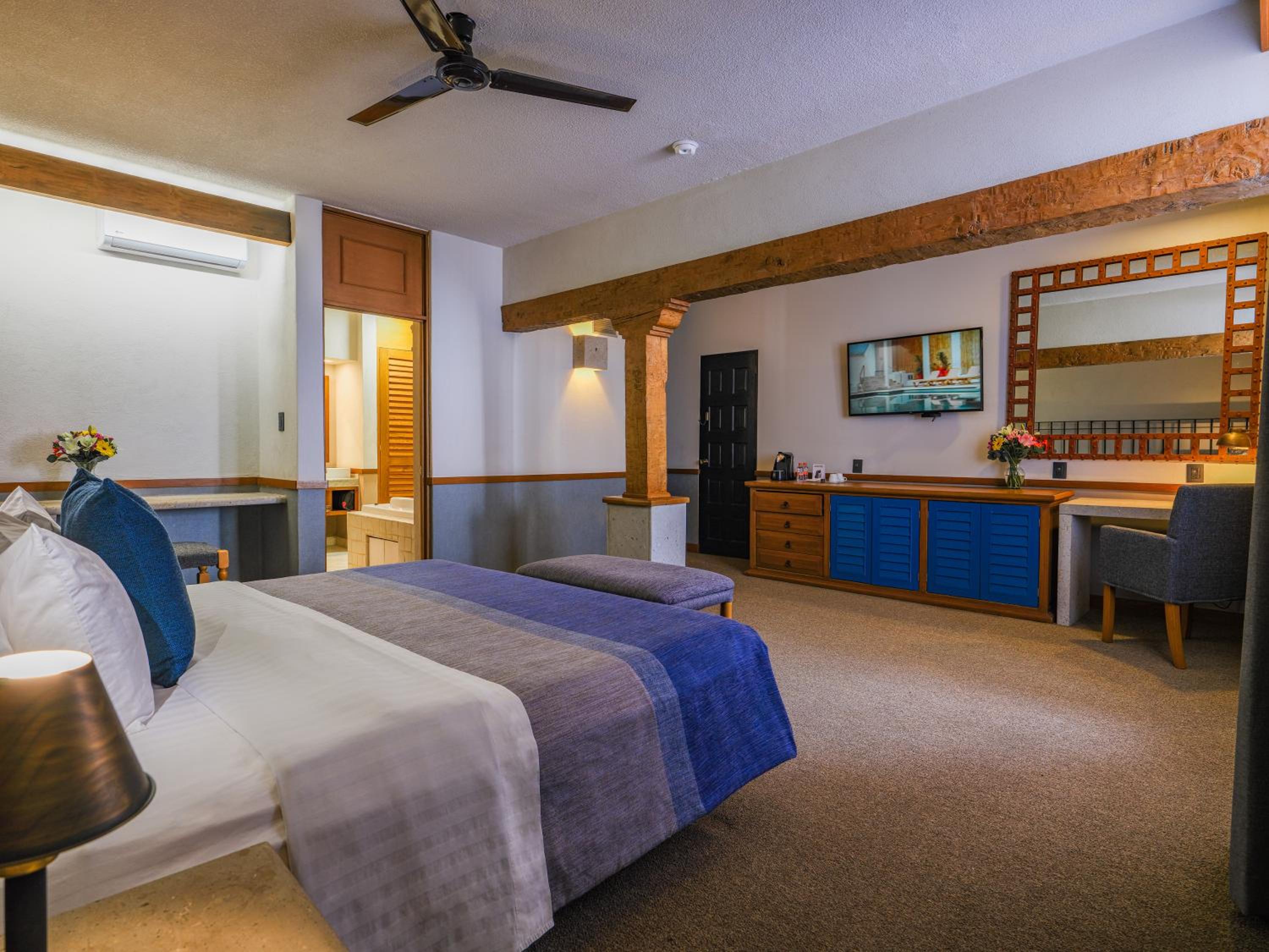 Superior Deluxe with Hot Tub