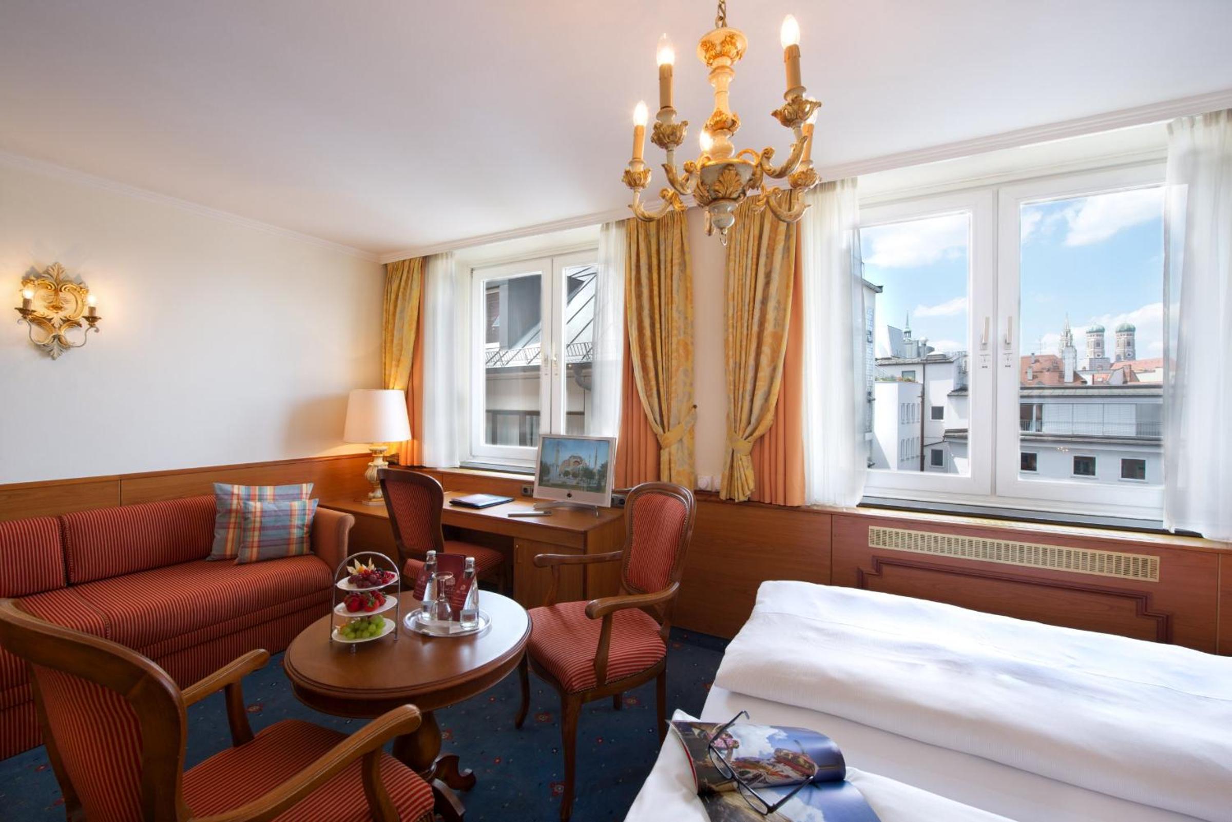Standard Double Room - Photo 3