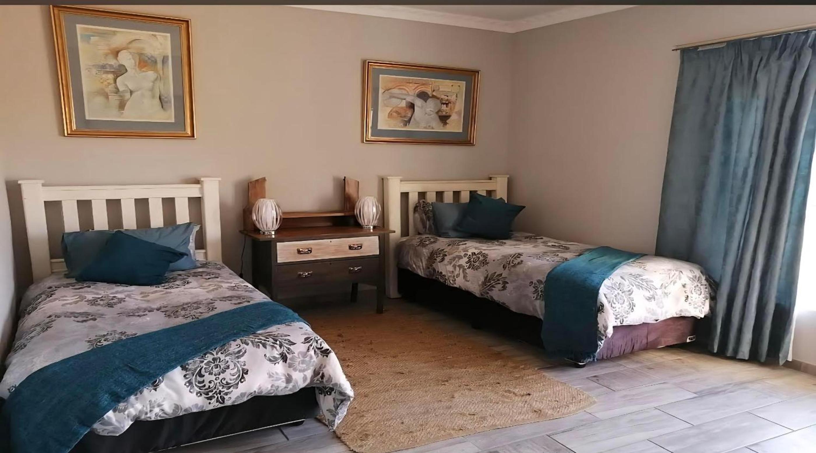 Comfort Queen Room - Photo 8