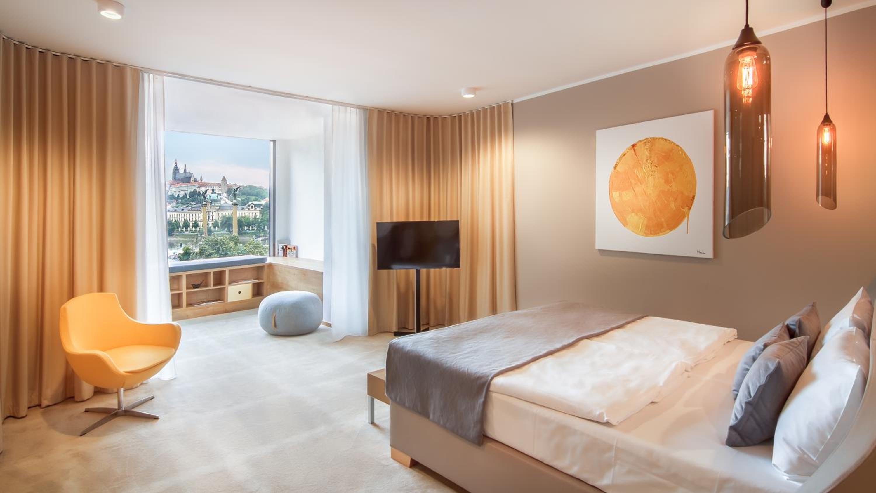 Deluxe Double or Twin Room with Castle View - Photo 1
