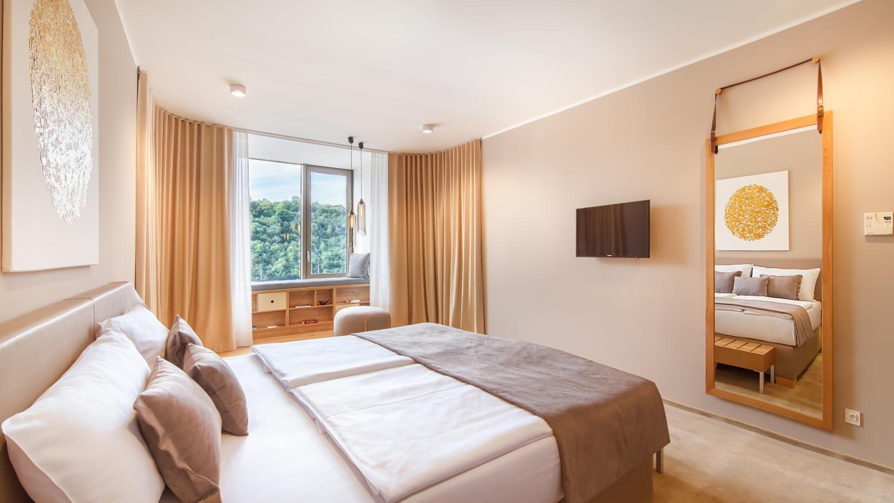 Deluxe Double or Twin Room River View - Photo 2