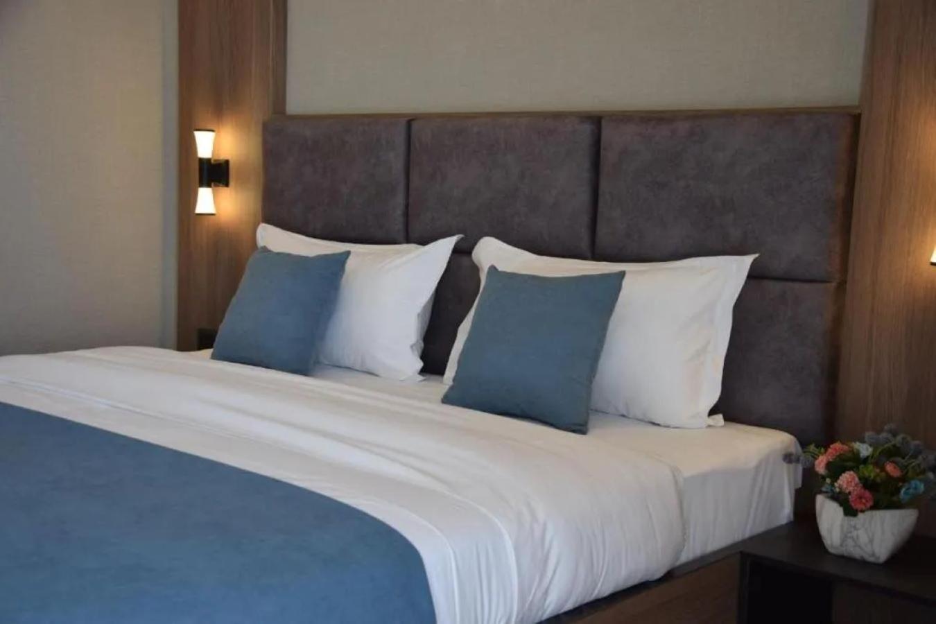 Economy Double Room - Photo 4
