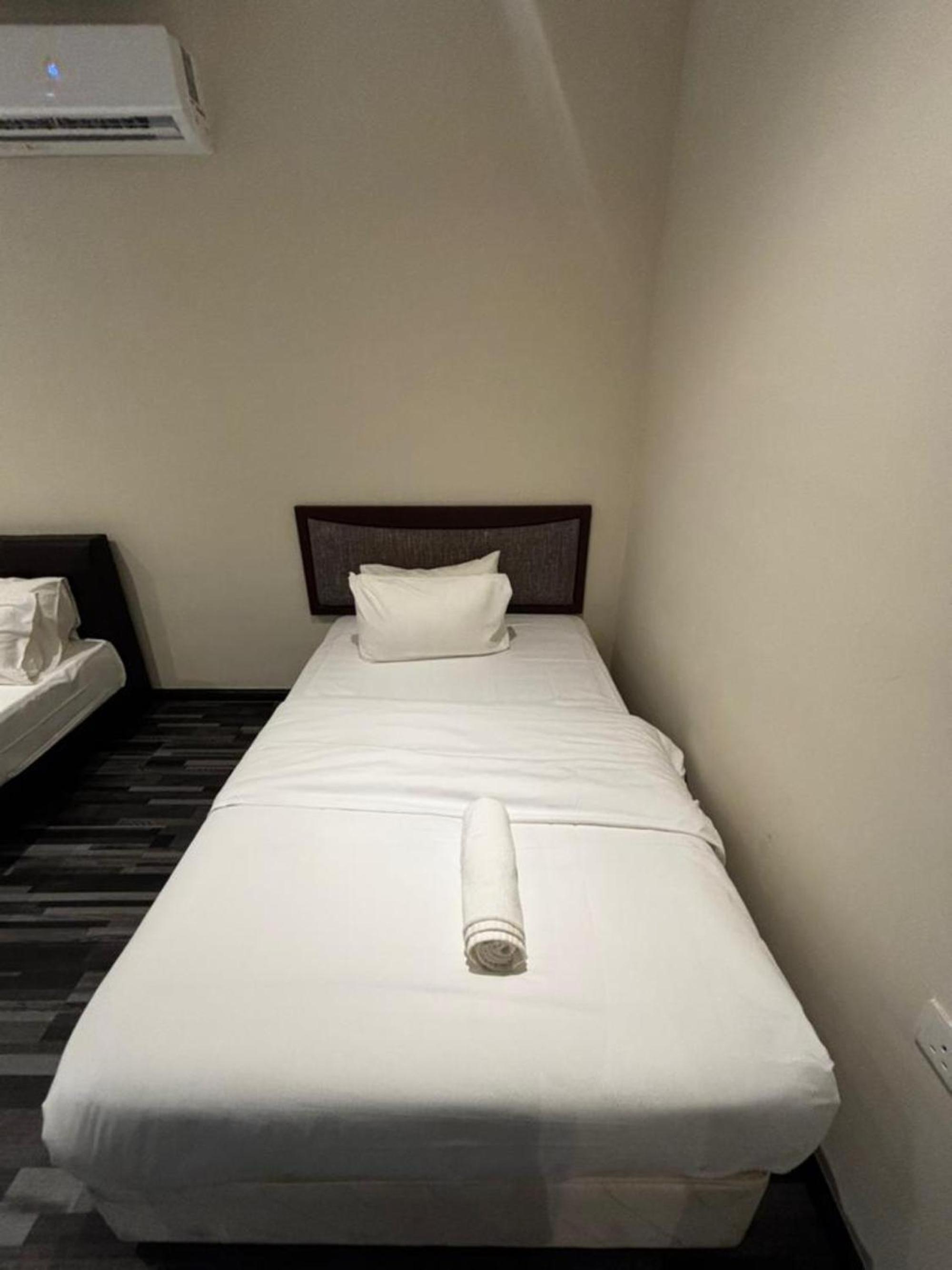 Deluxe Triple Room - Photo 4