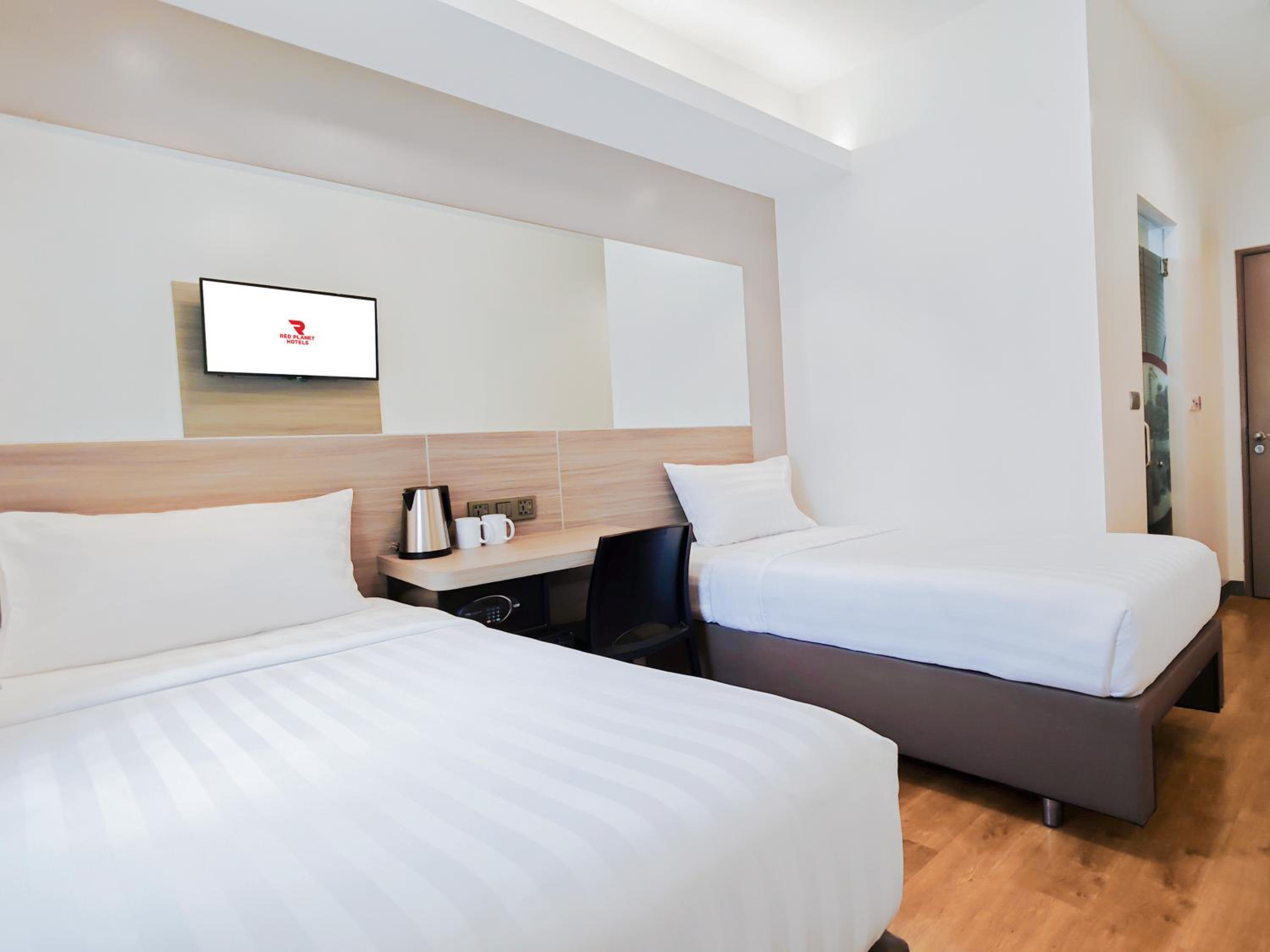 Superior Twin Room - Photo 4