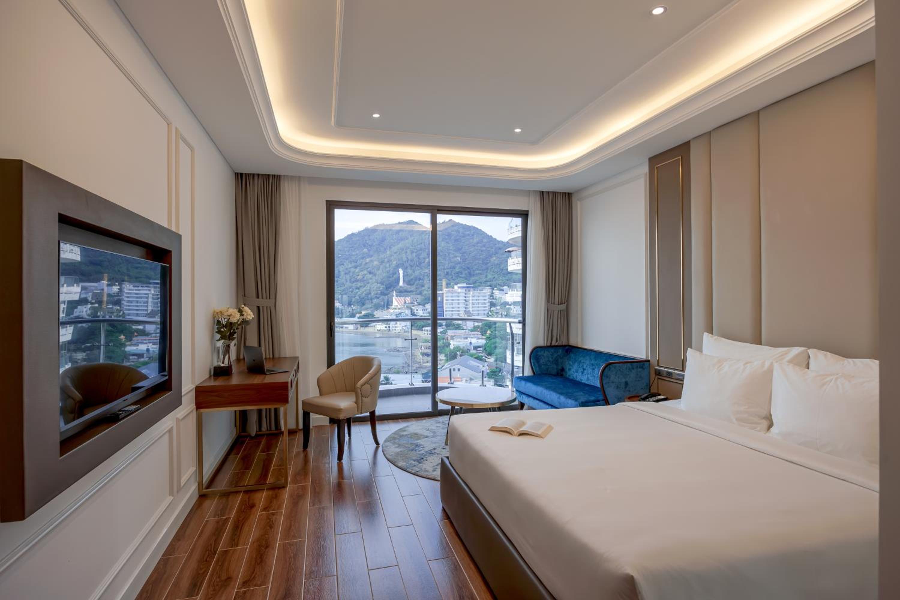 King Room with Sea View photo 1