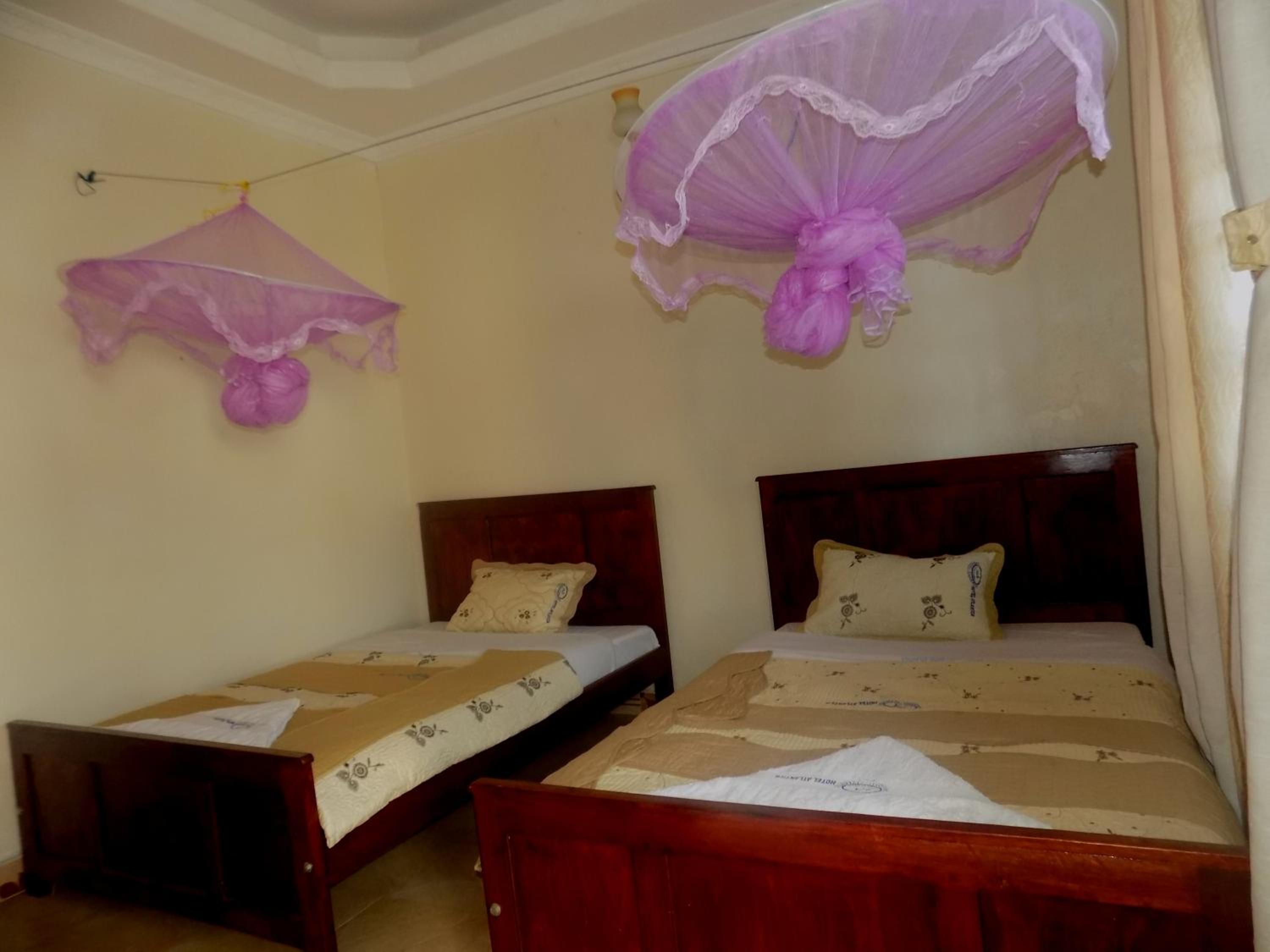 Twin Room photo 2