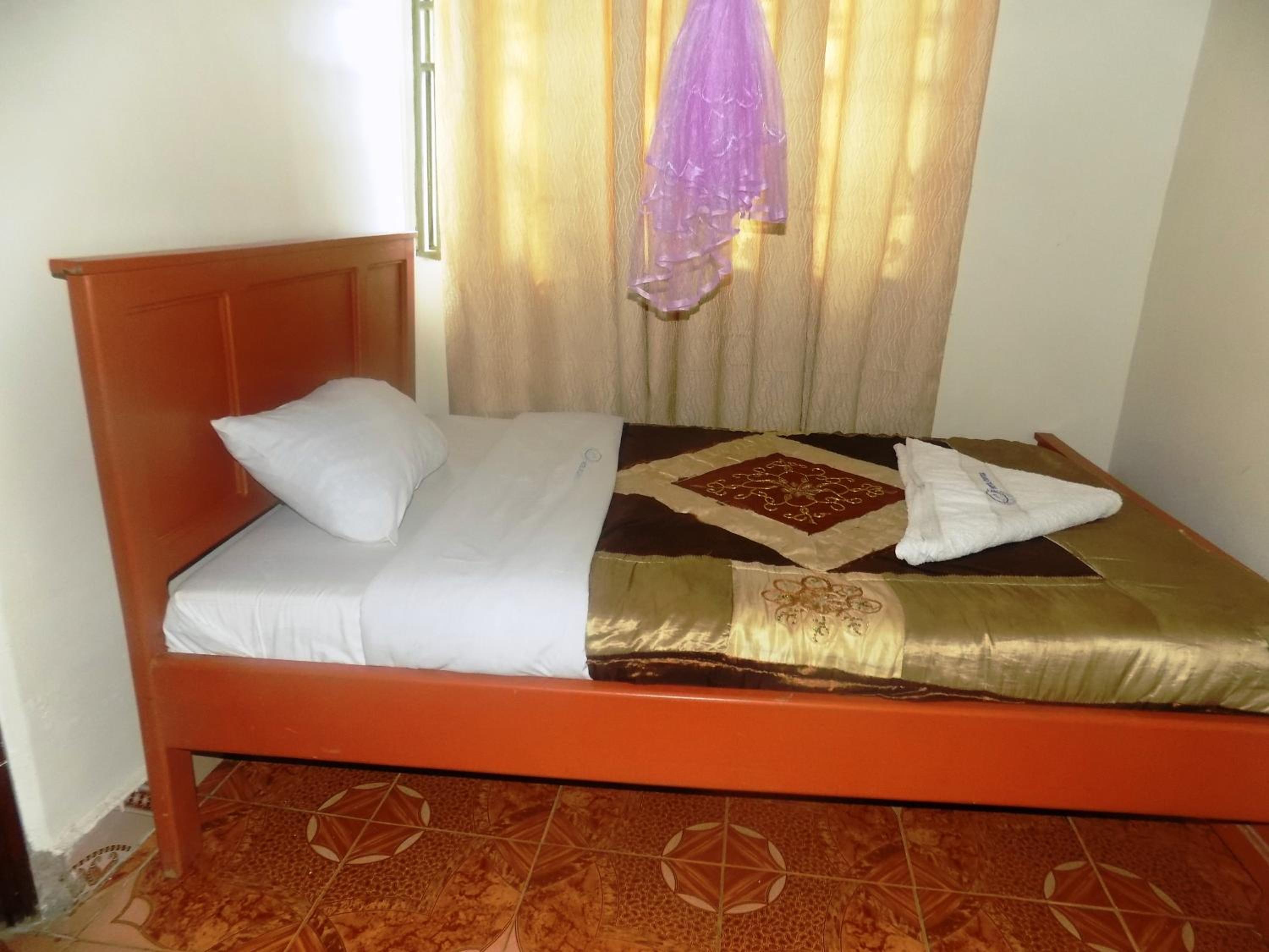 Single Room photo 3