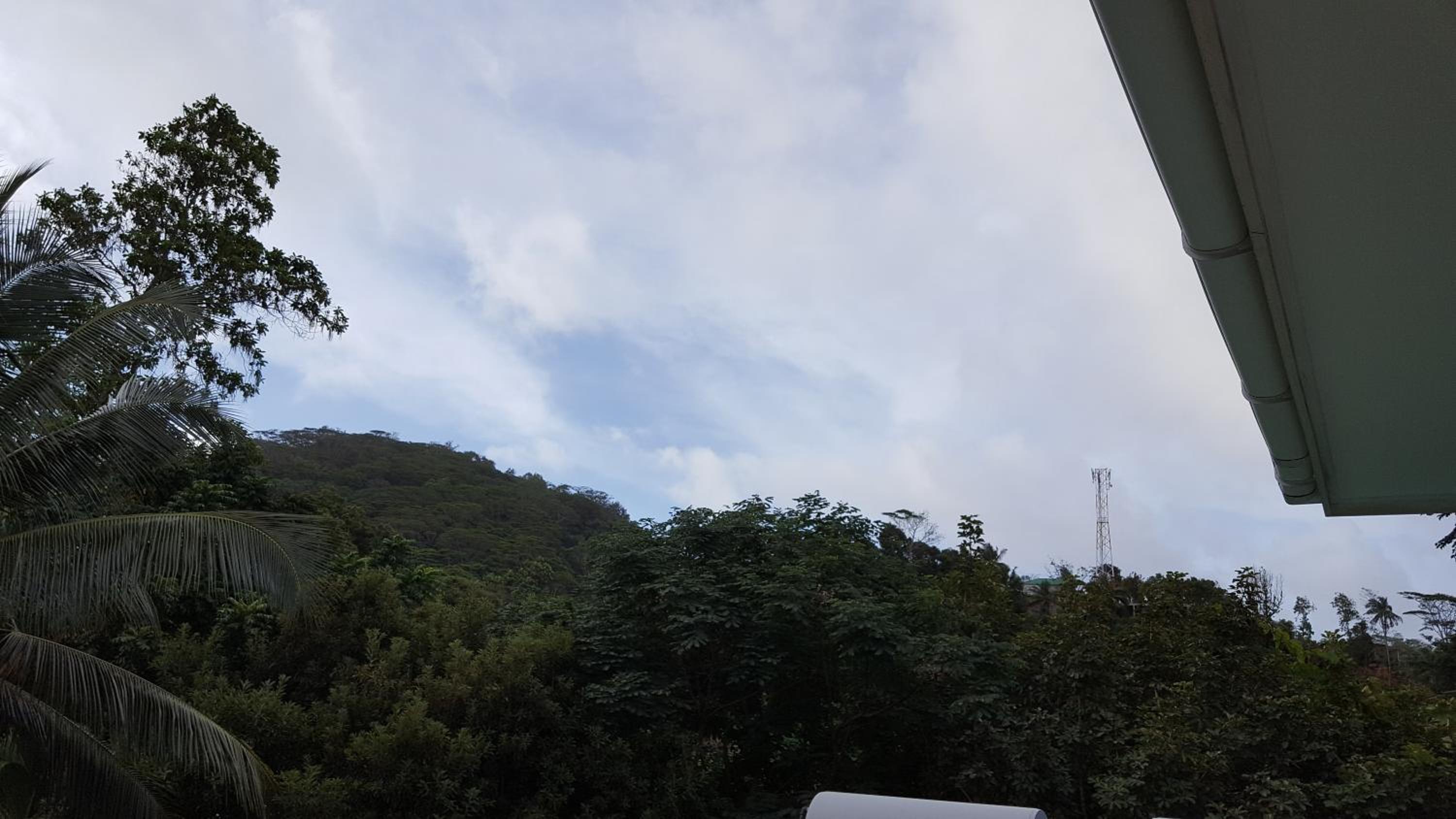 Apartment with Mountain View photo 3