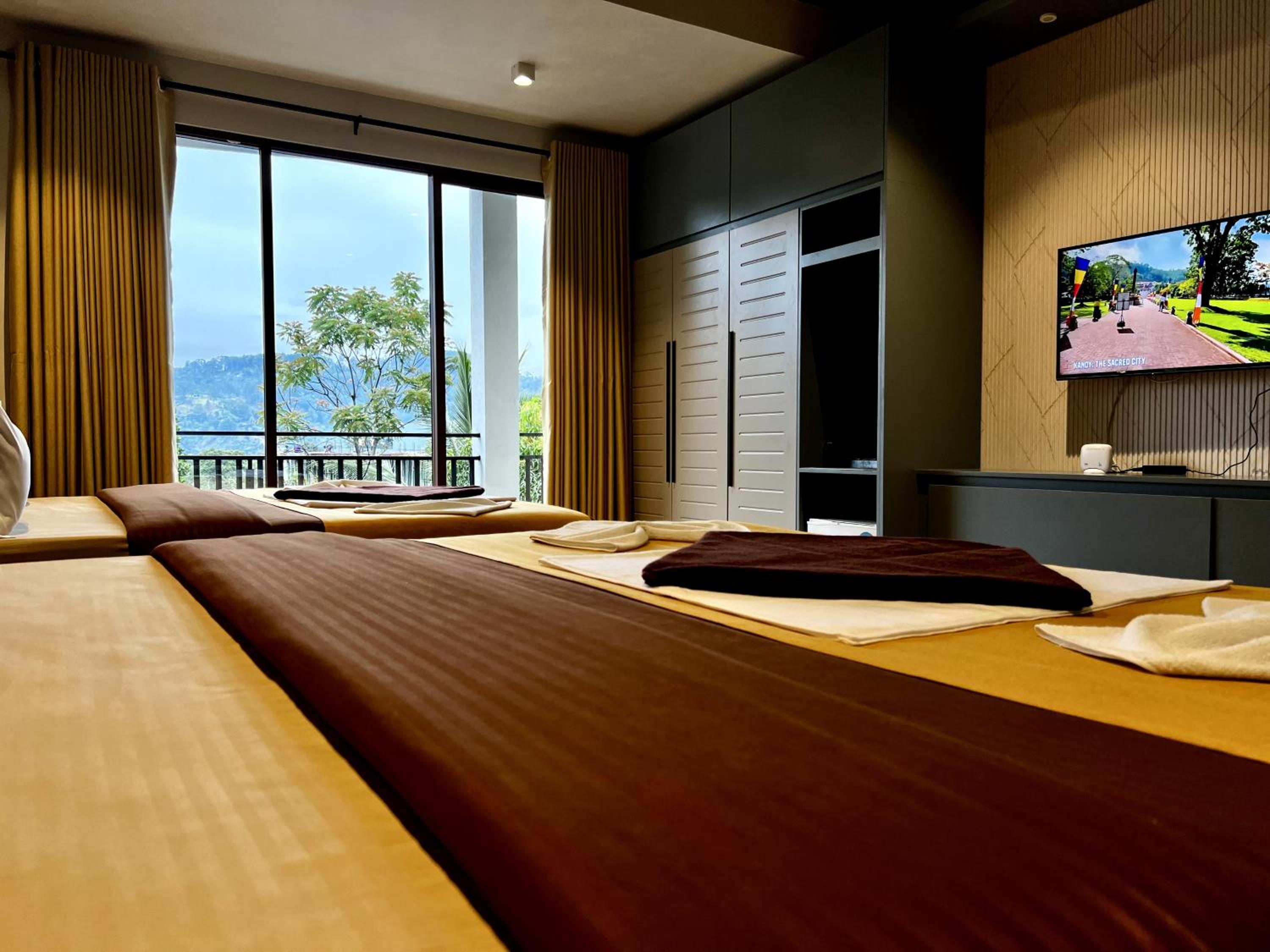 King Room with Two King Beds