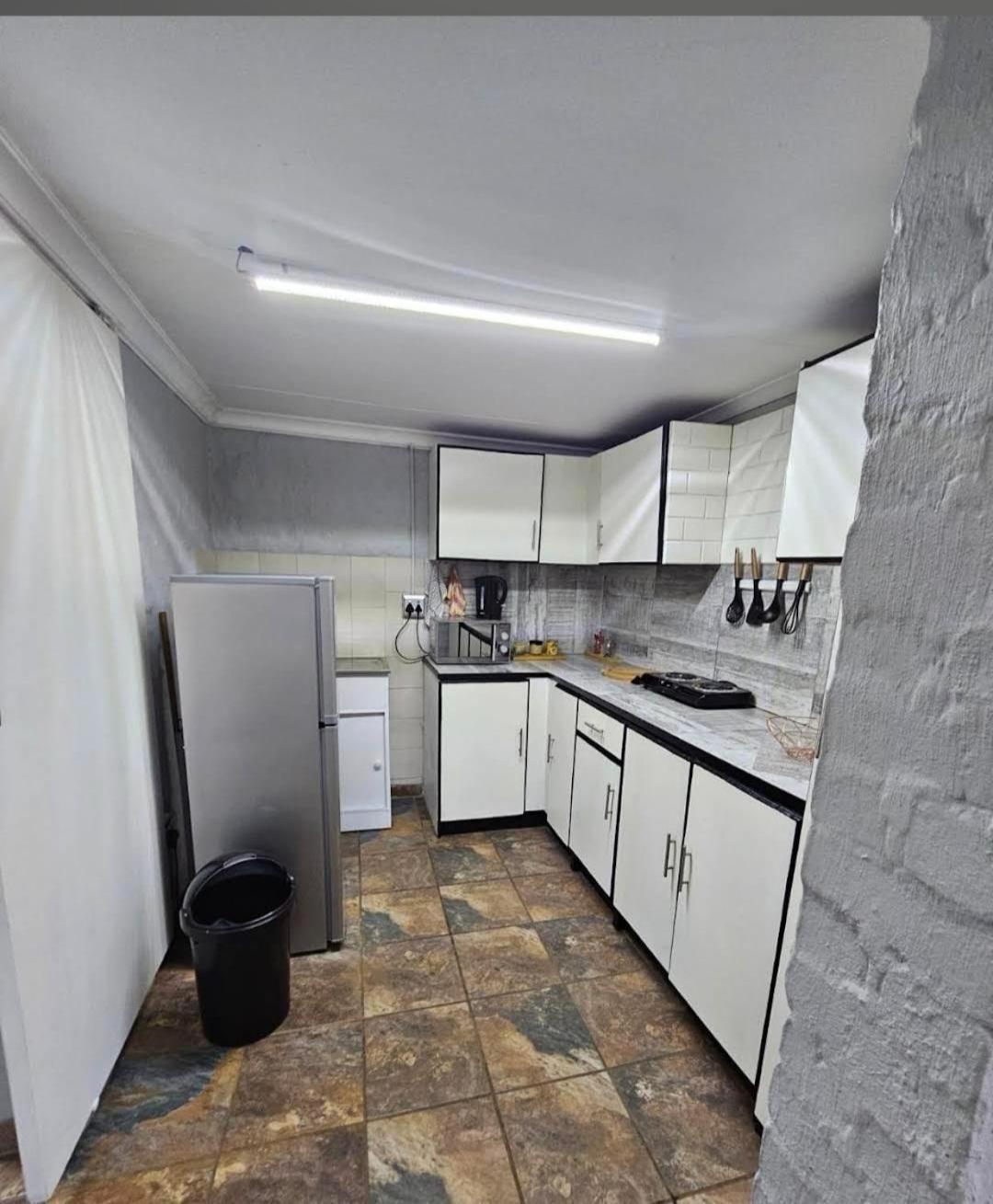 Basic Cottage - Photo 9