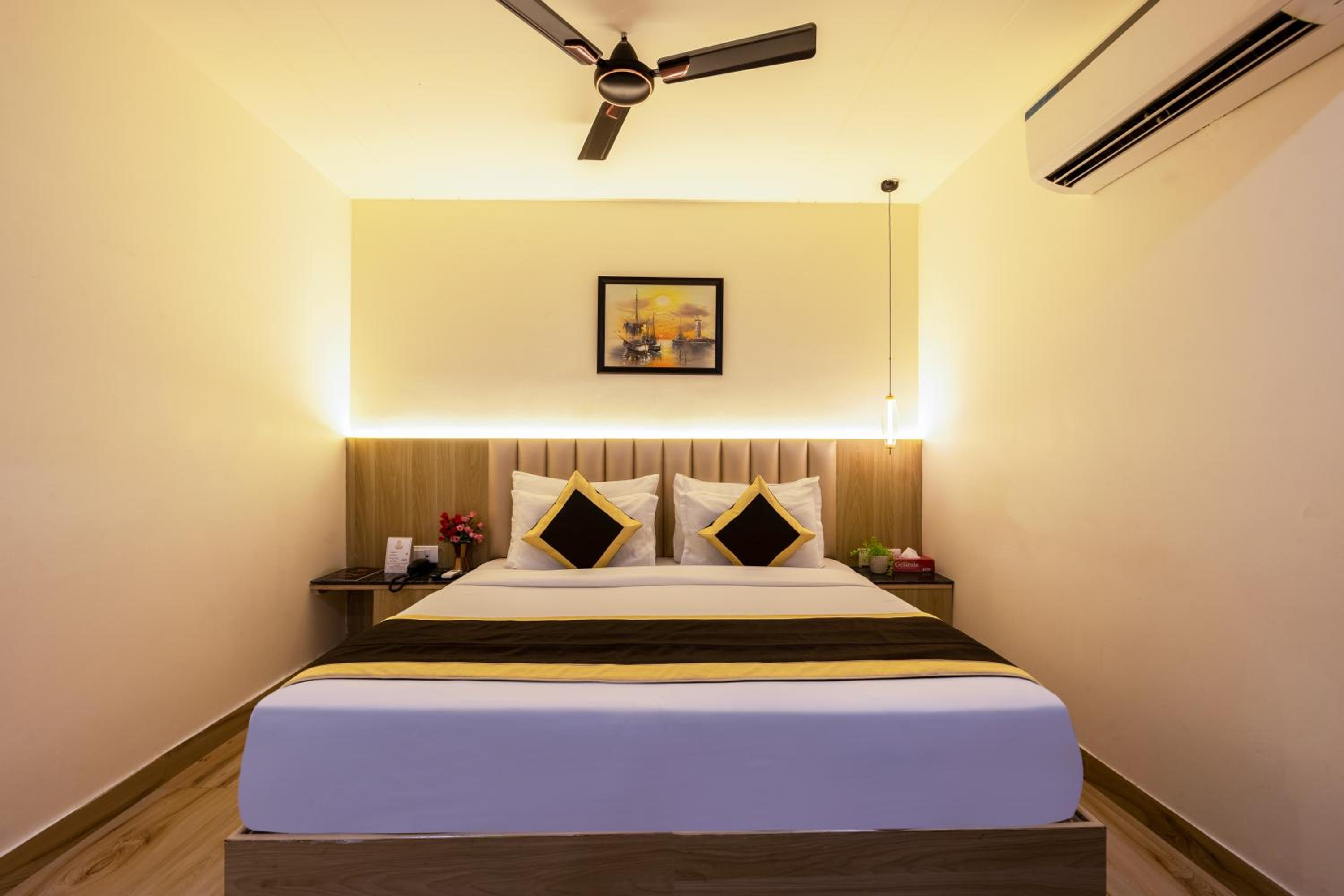 Standard Double Room - Photo 3
