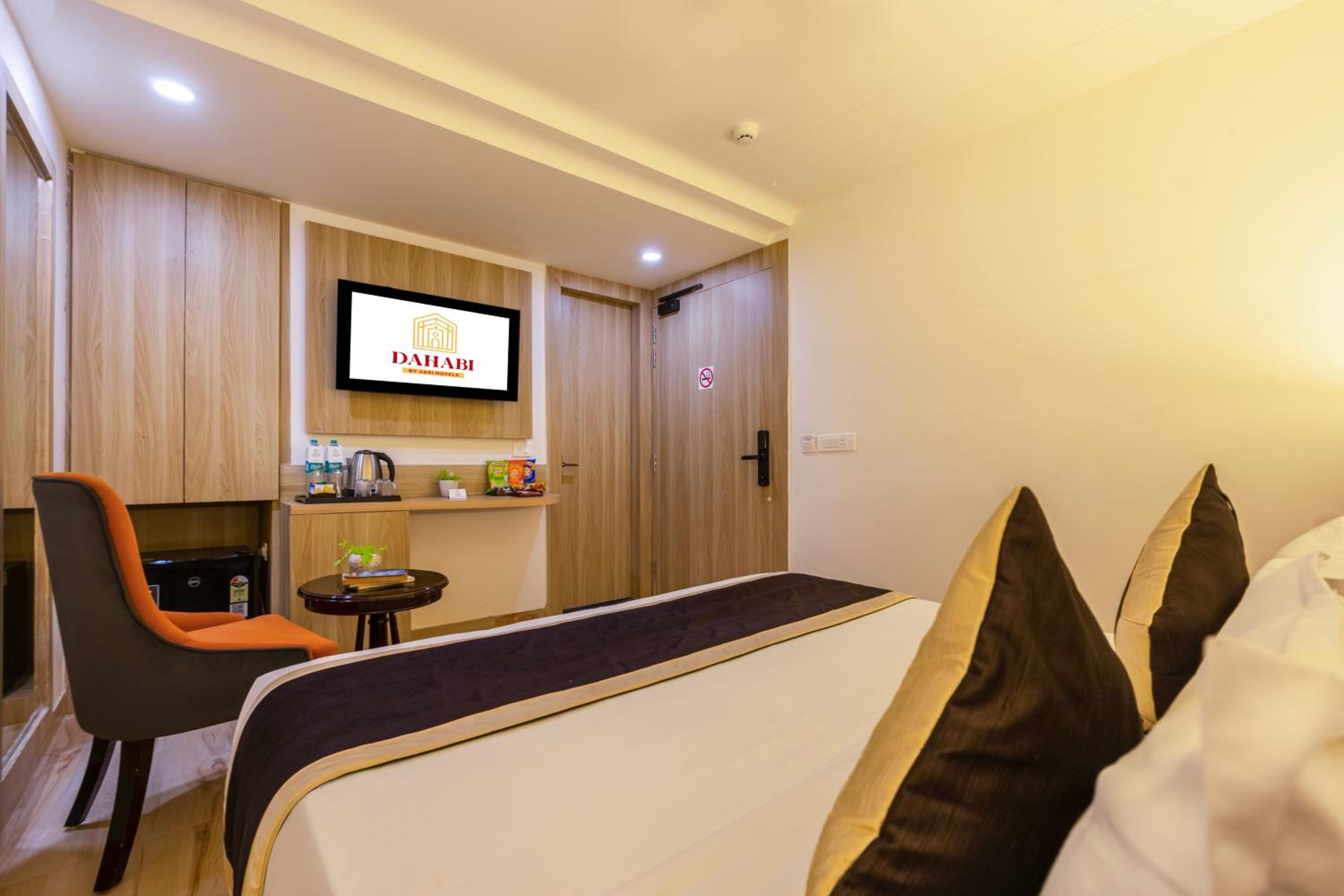 Standard Double Room - Photo 4