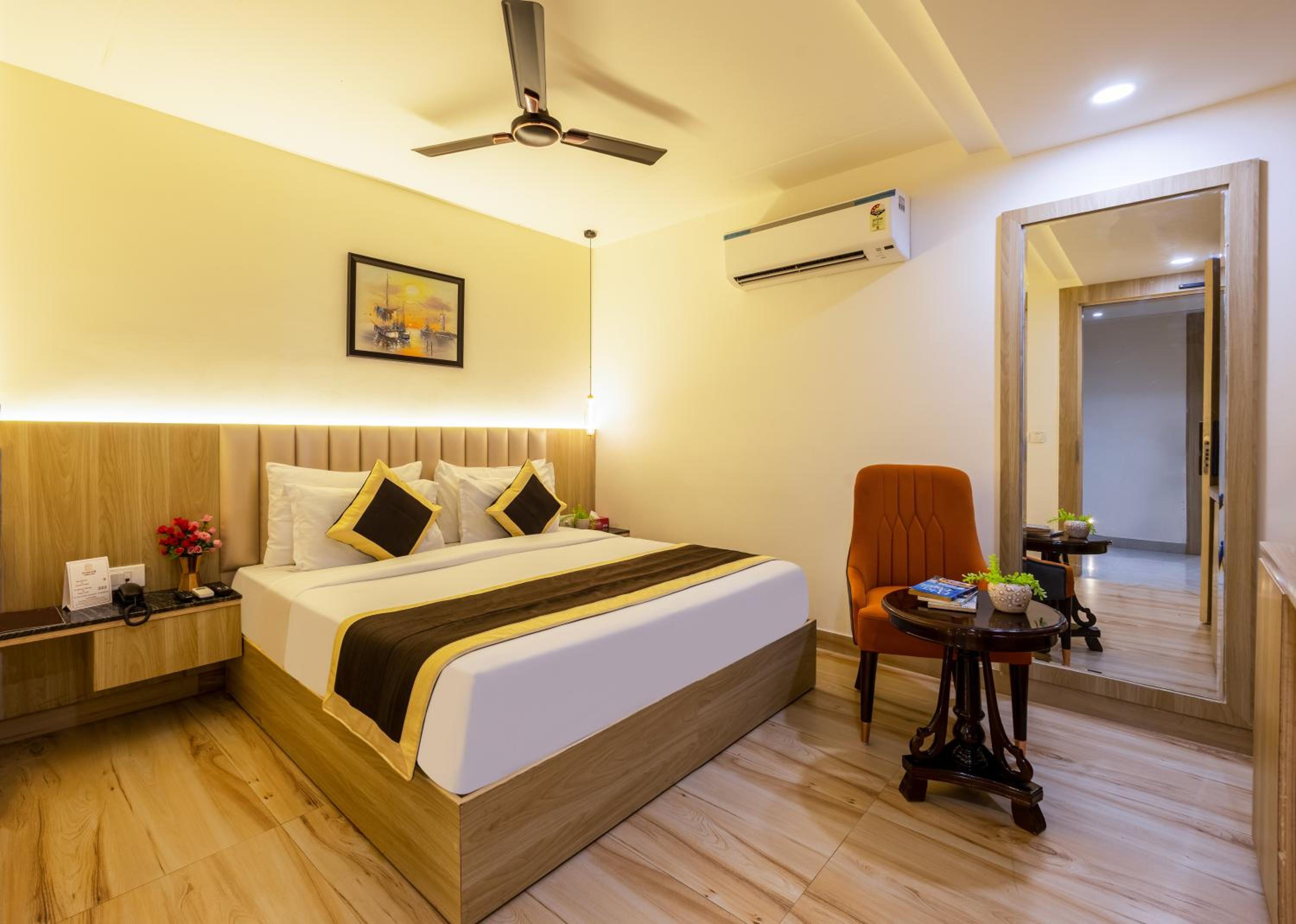 Standard Double Room - Photo 8