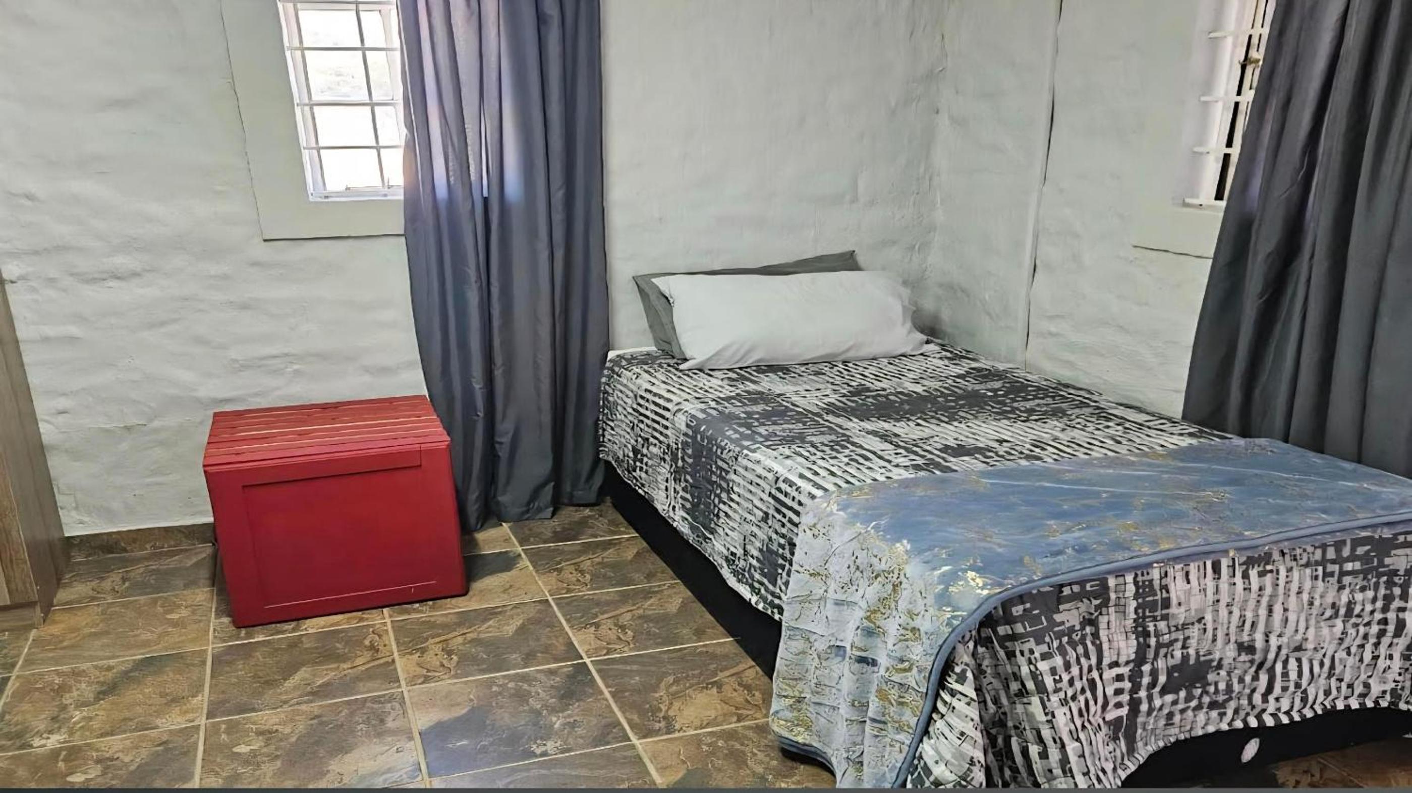Basic Cottage - Photo 2