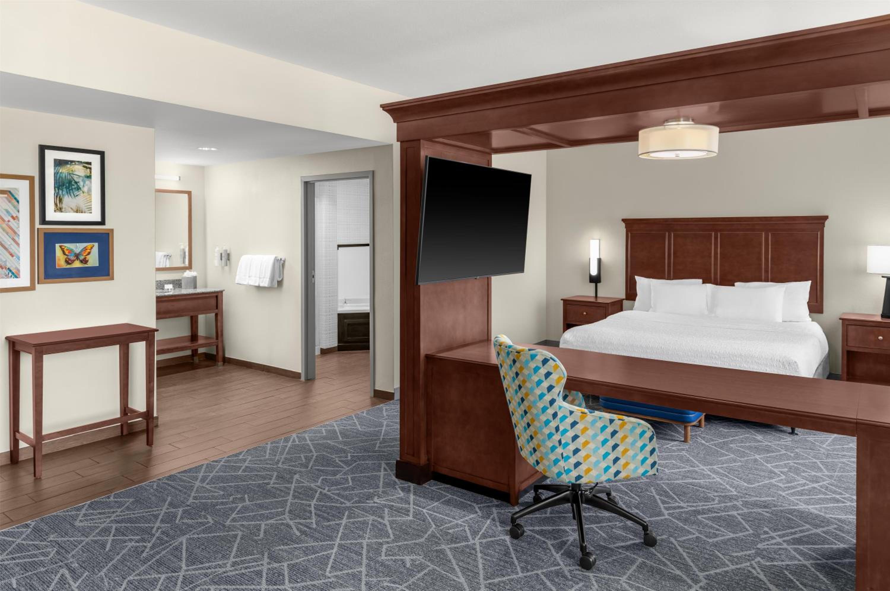 King Studio Suite with Spa Bath