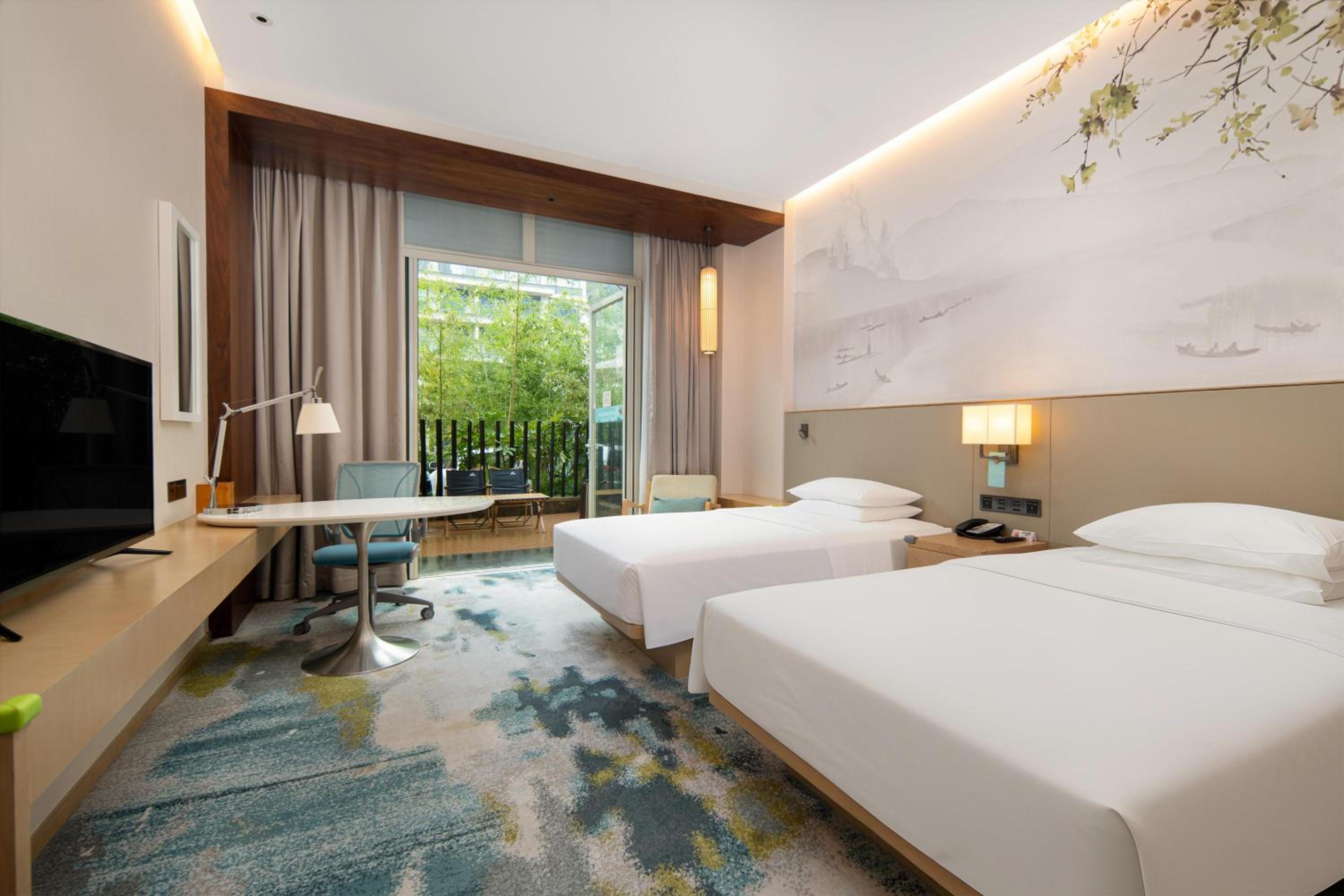 Twin Room with Courtyard View photo 2