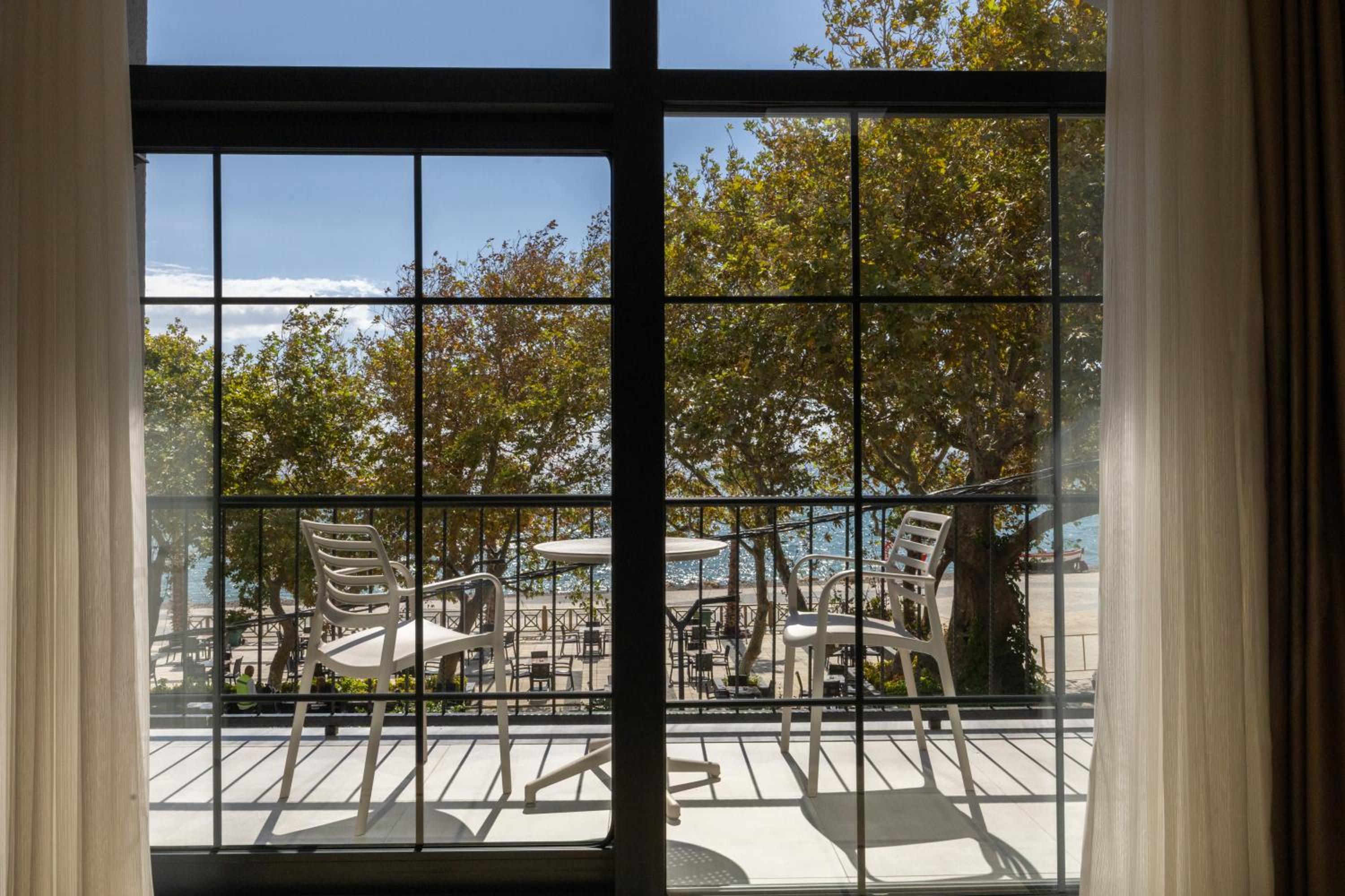 Double Room with Balcony and Sea View photo 2