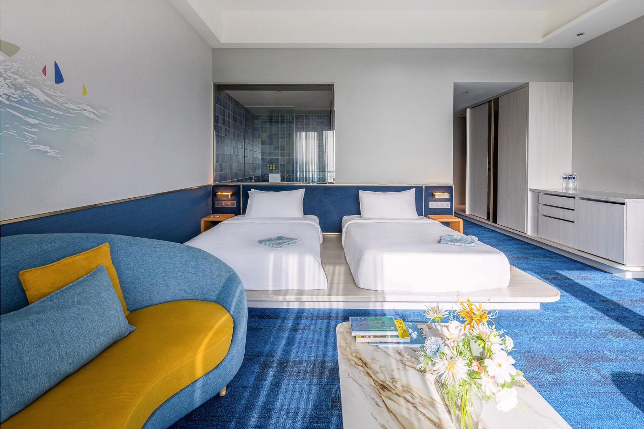Twin Room with Sea View - Photo 2