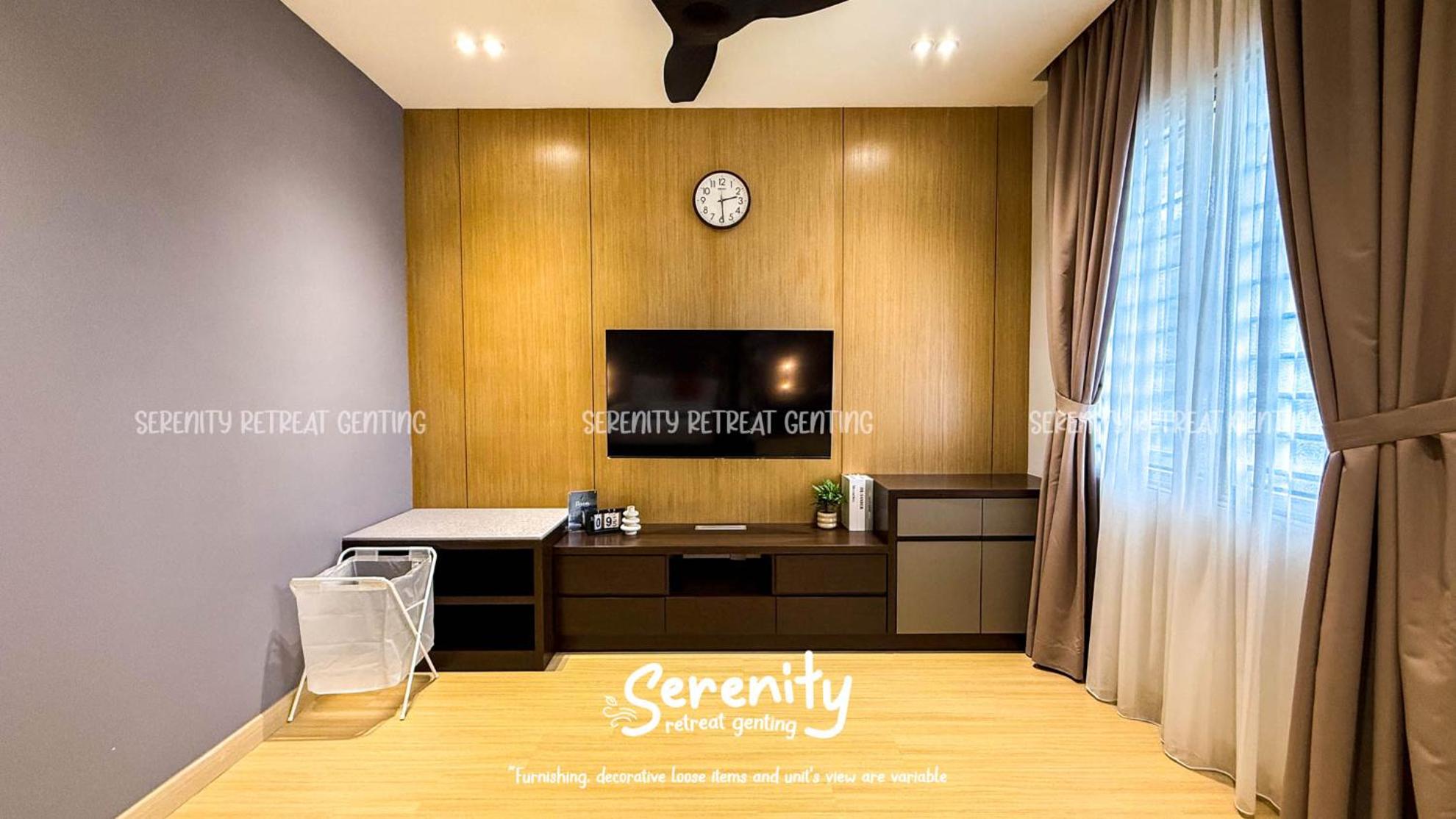 Three-Bedroom Suite - Photo 4