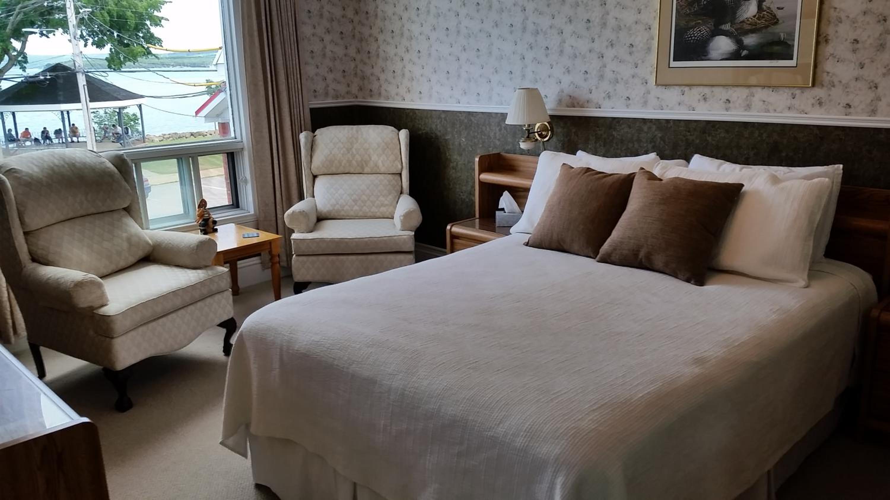 Queen Room with Sea View (#3)